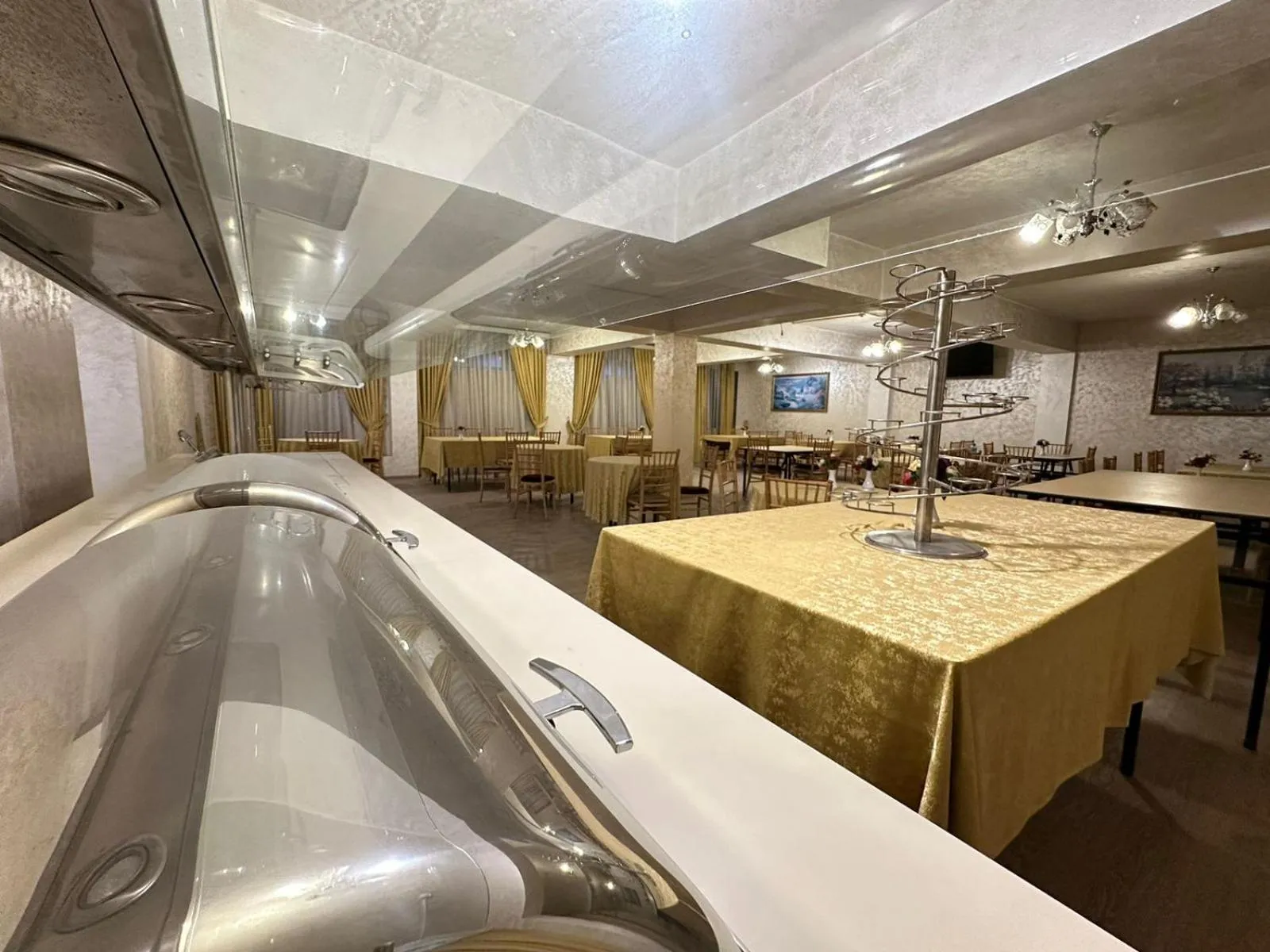 Breakfast in Turkiye Hotel - Free Massage