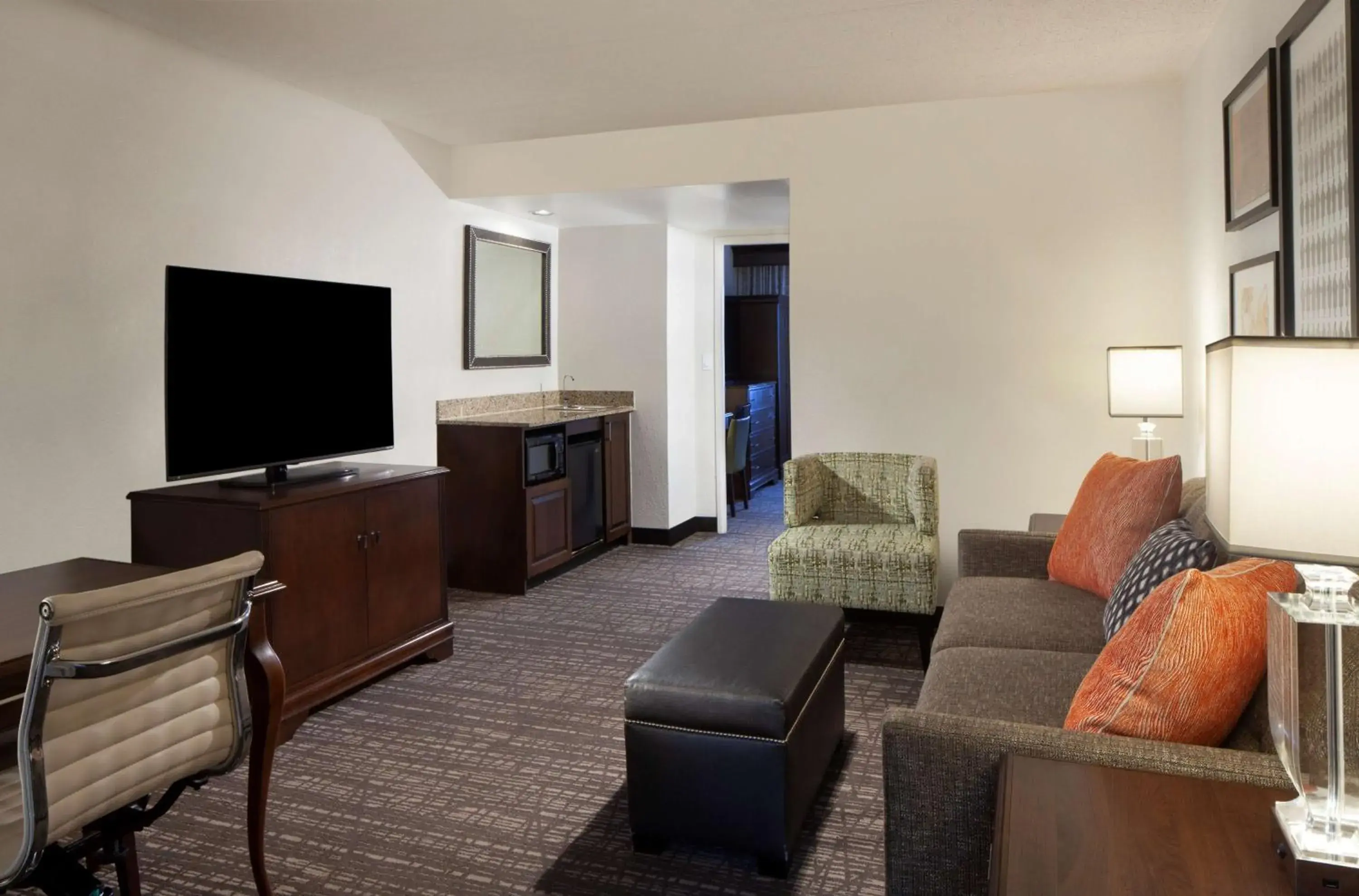 Two-Room King Suite - Non-Smoking in Embassy Suites by Hilton Philadelphia Airport Two-Room King Suite - Non-Smoking in Embassy Suites by Hilton Philadelphia Airport