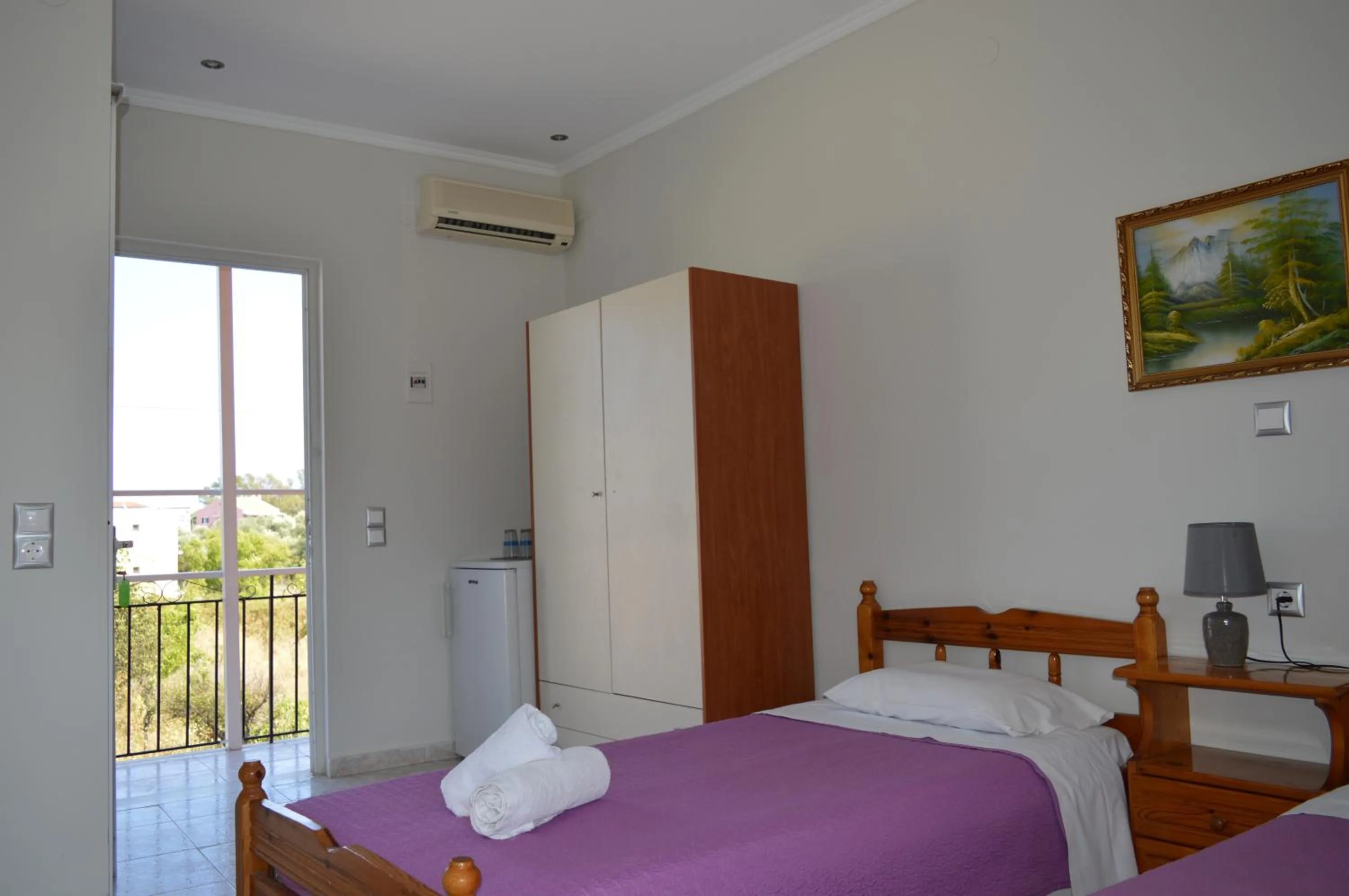 Bedroom, Bed in Billy's Rooms