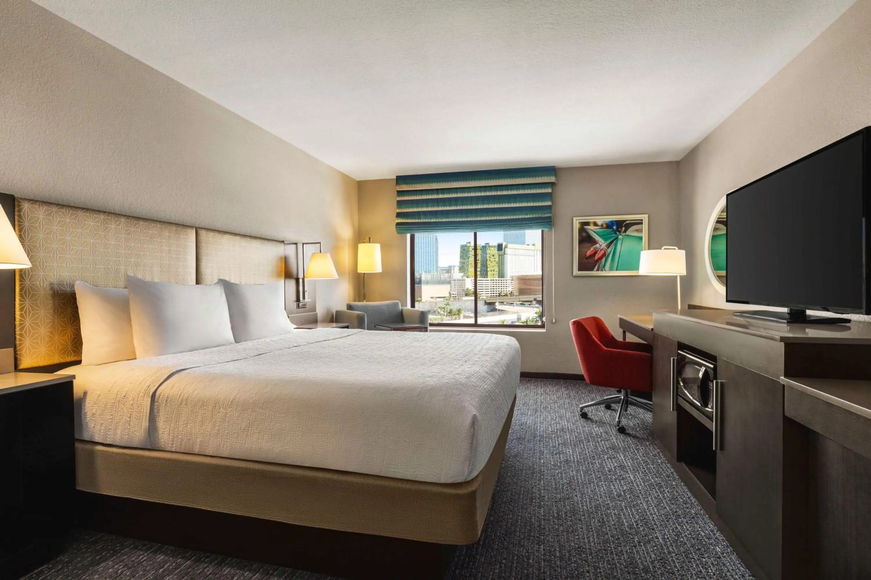 Bed in Hampton Inn Tropicana