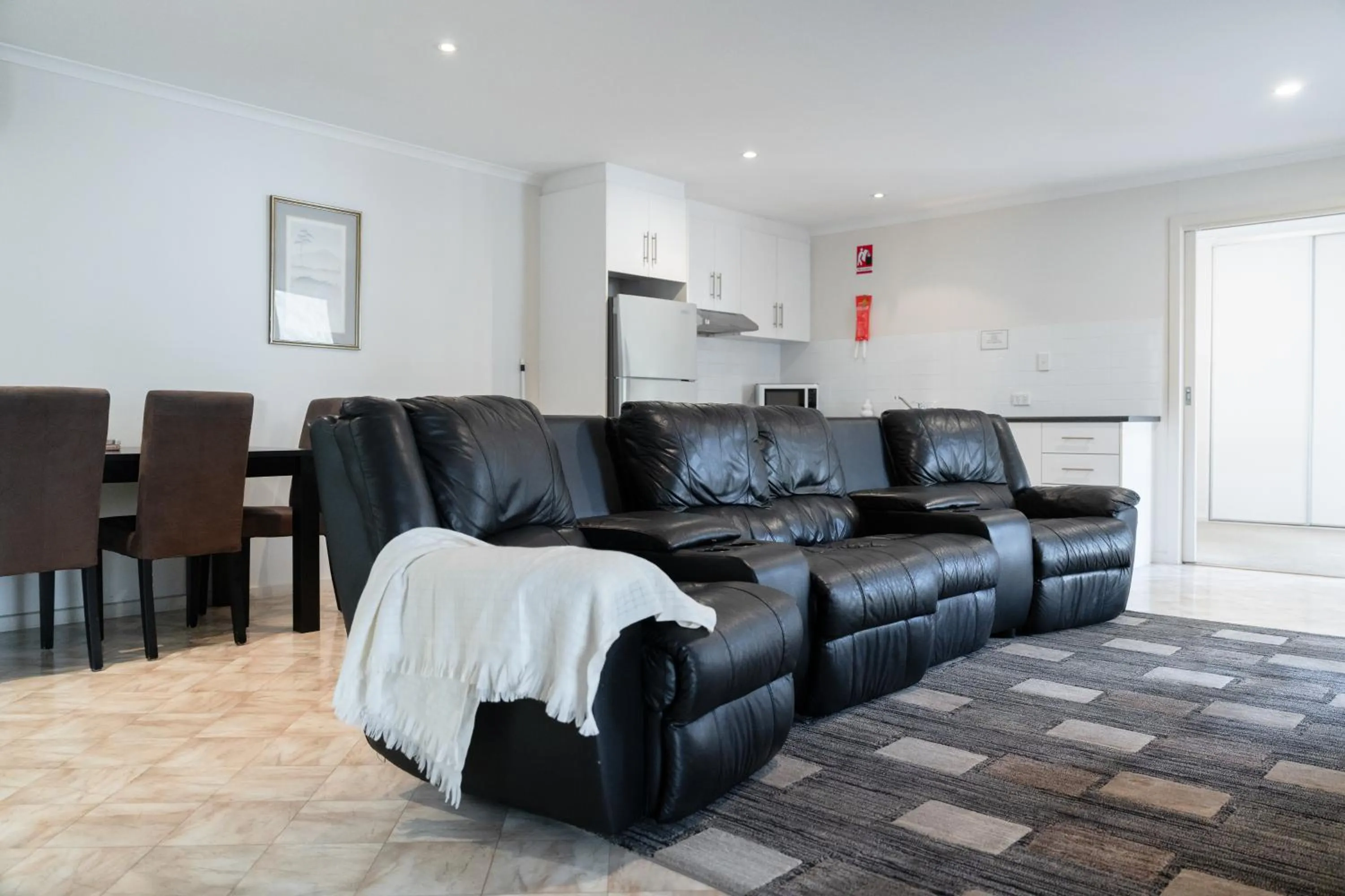 Living room in Highway 1 Holiday & Lifestyle Park