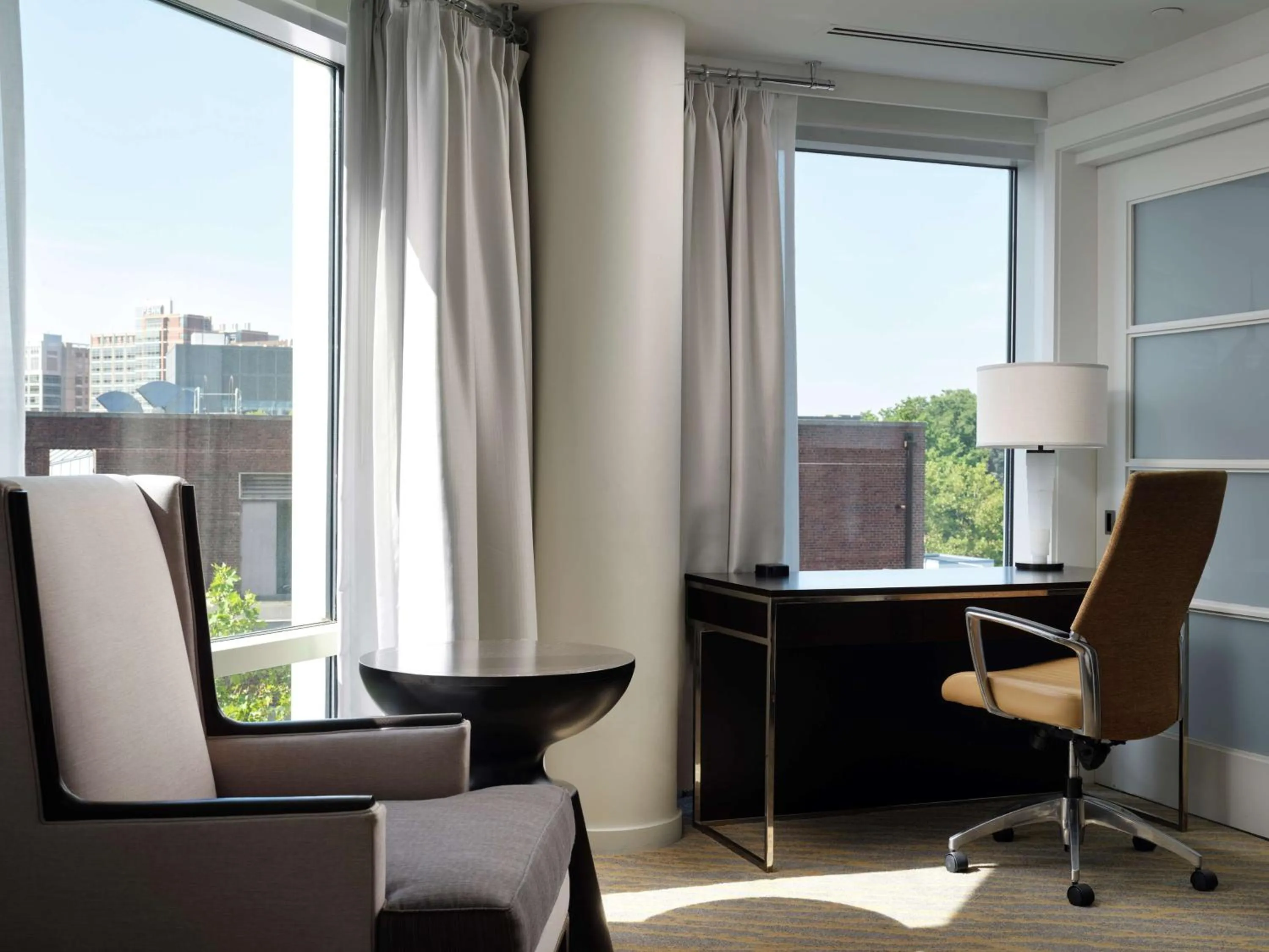 Bedroom in The Inn at Penn, A Hilton Hotel
