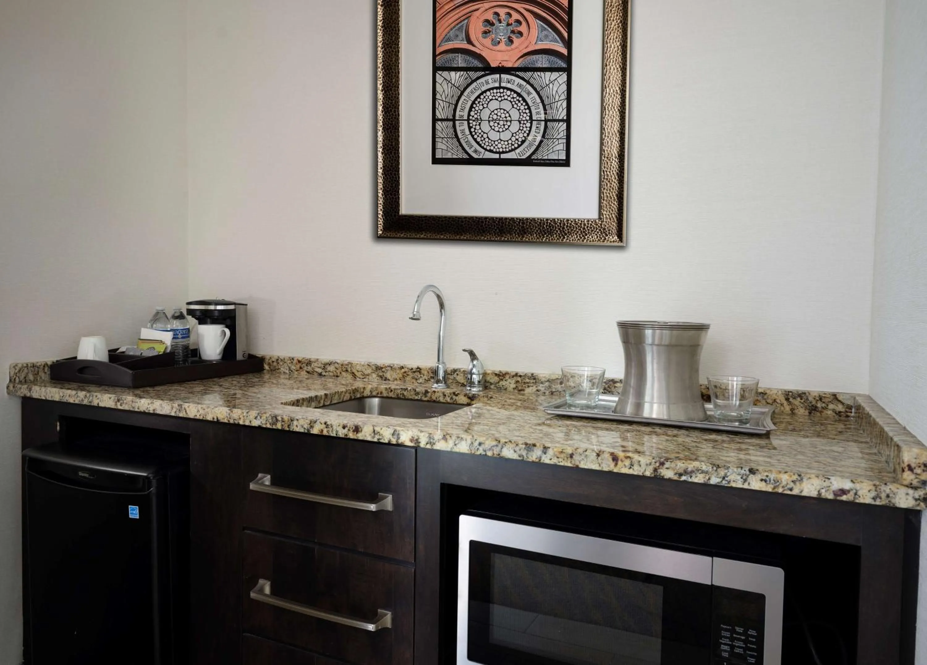 Photo of the whole room in The Inn at Penn, A Hilton Hotel