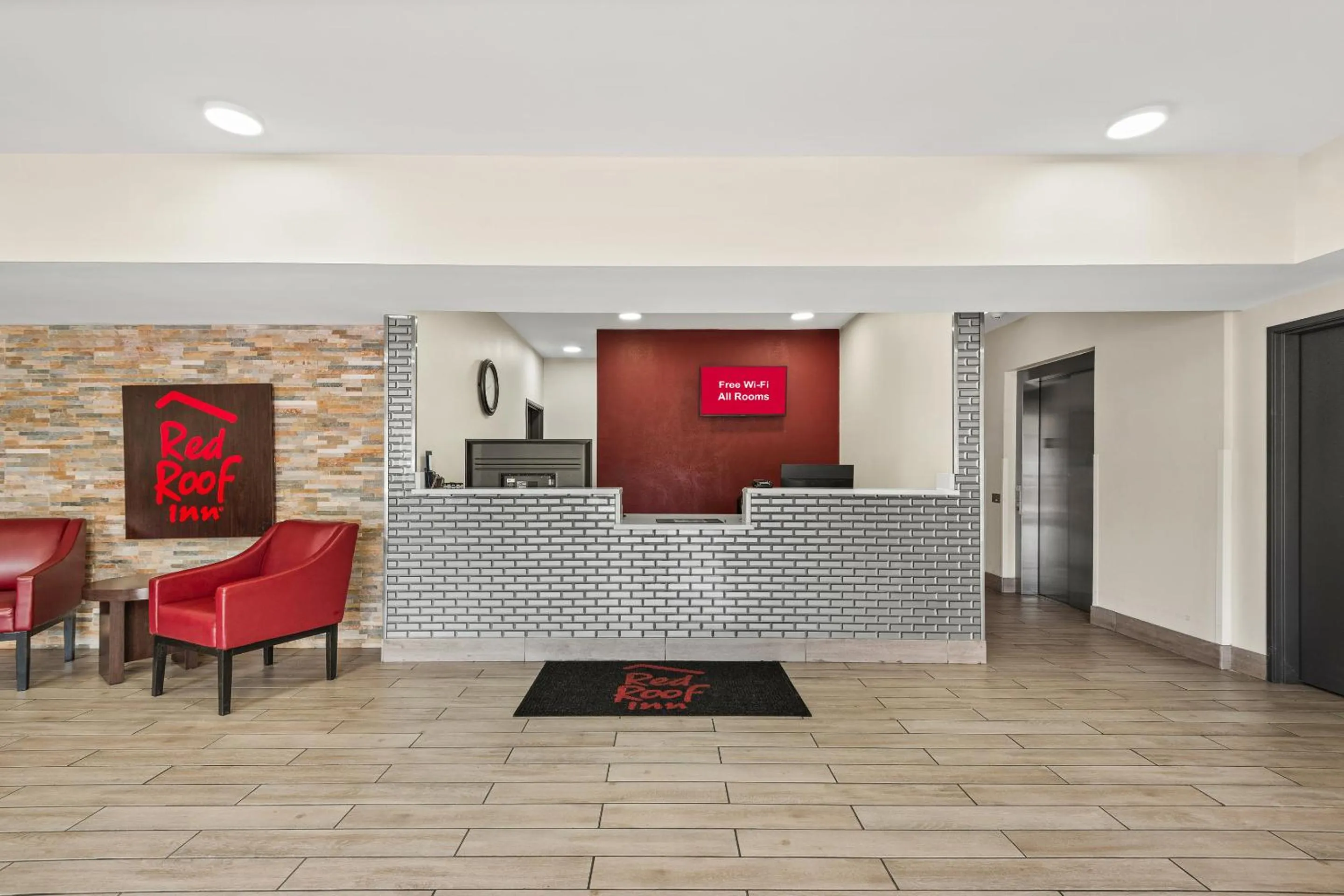 Lobby or reception in Red Roof Inn Baton Rouge