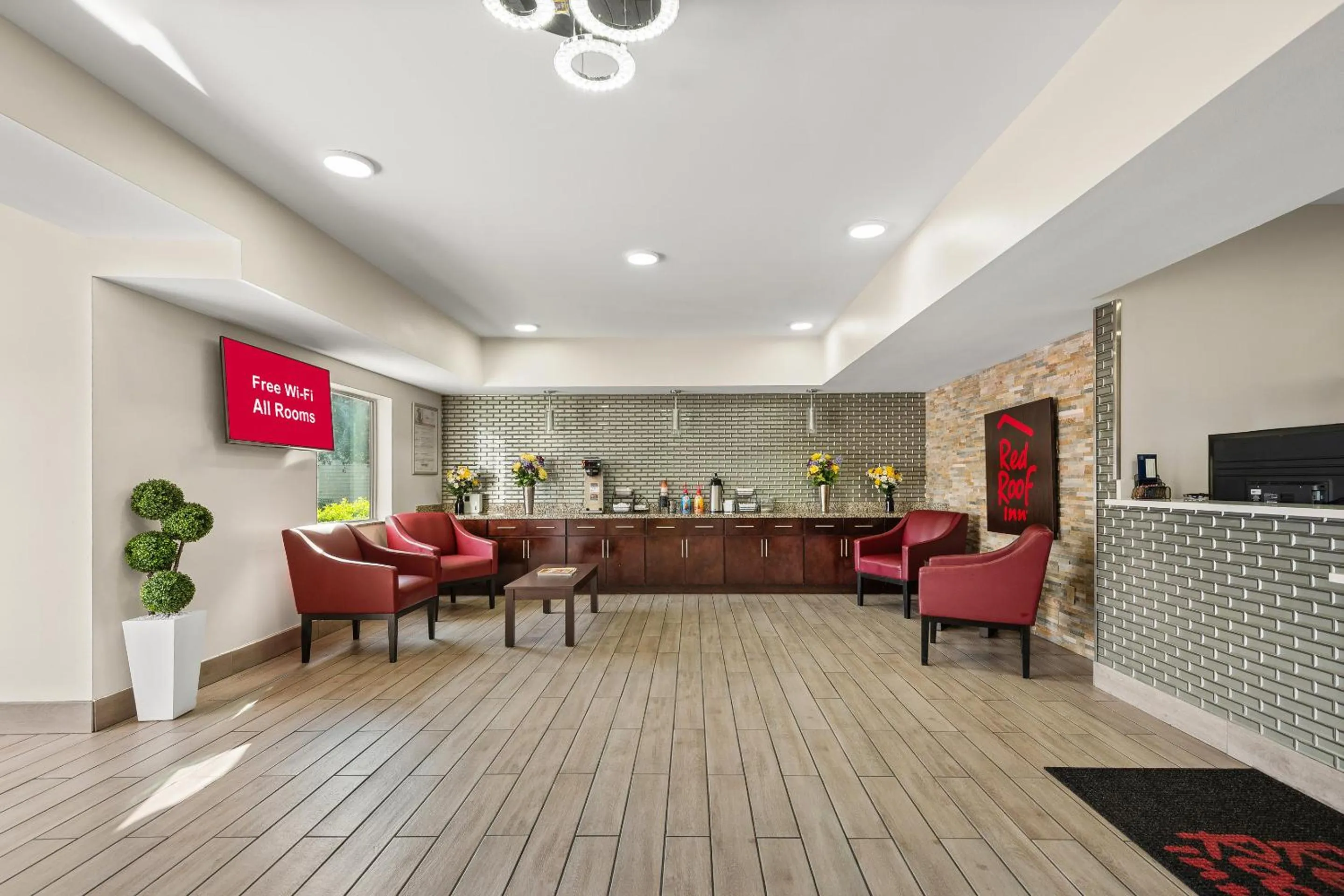 Lobby or reception in Red Roof Inn Baton Rouge