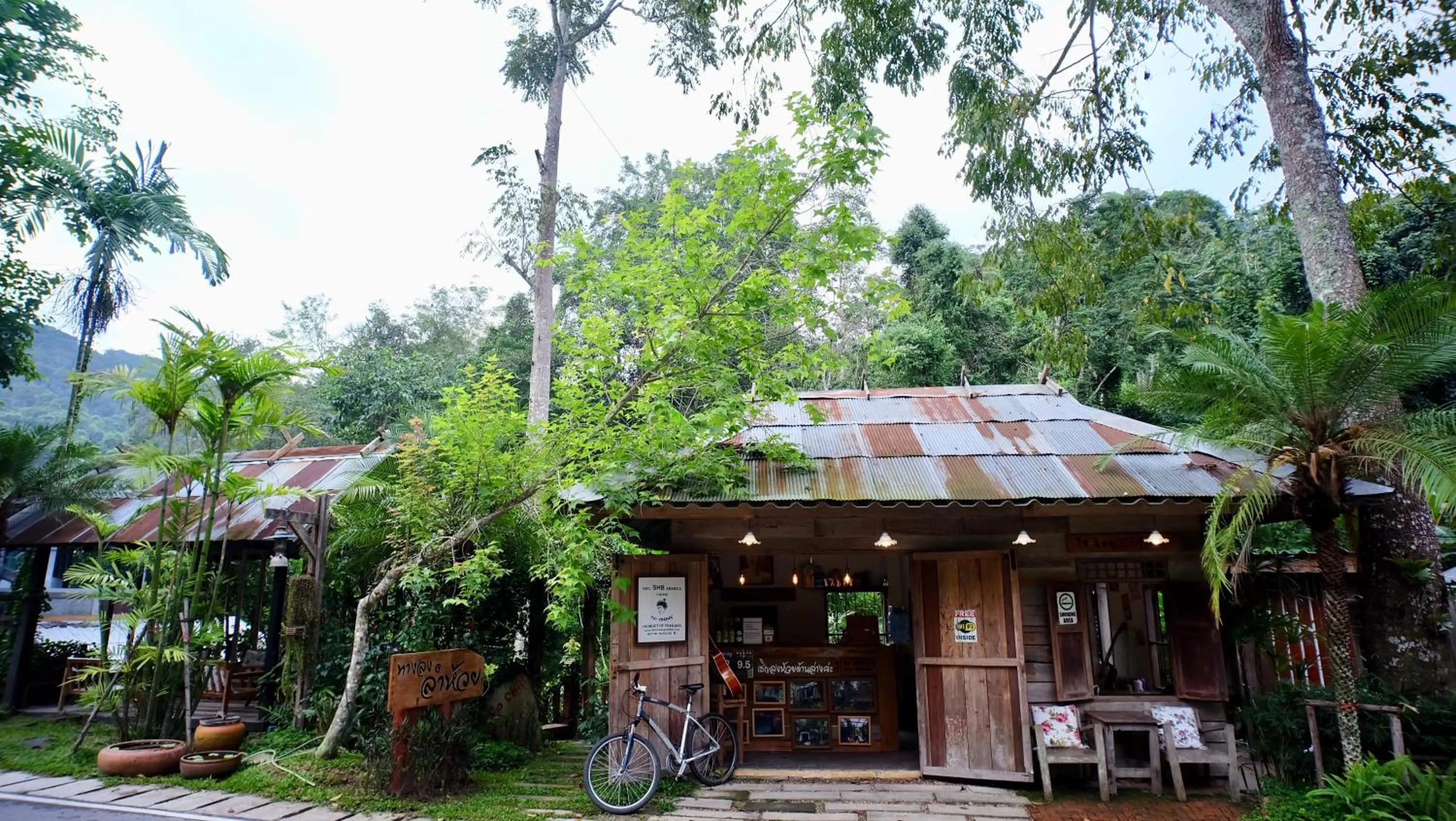 Property building in Voraman Hut