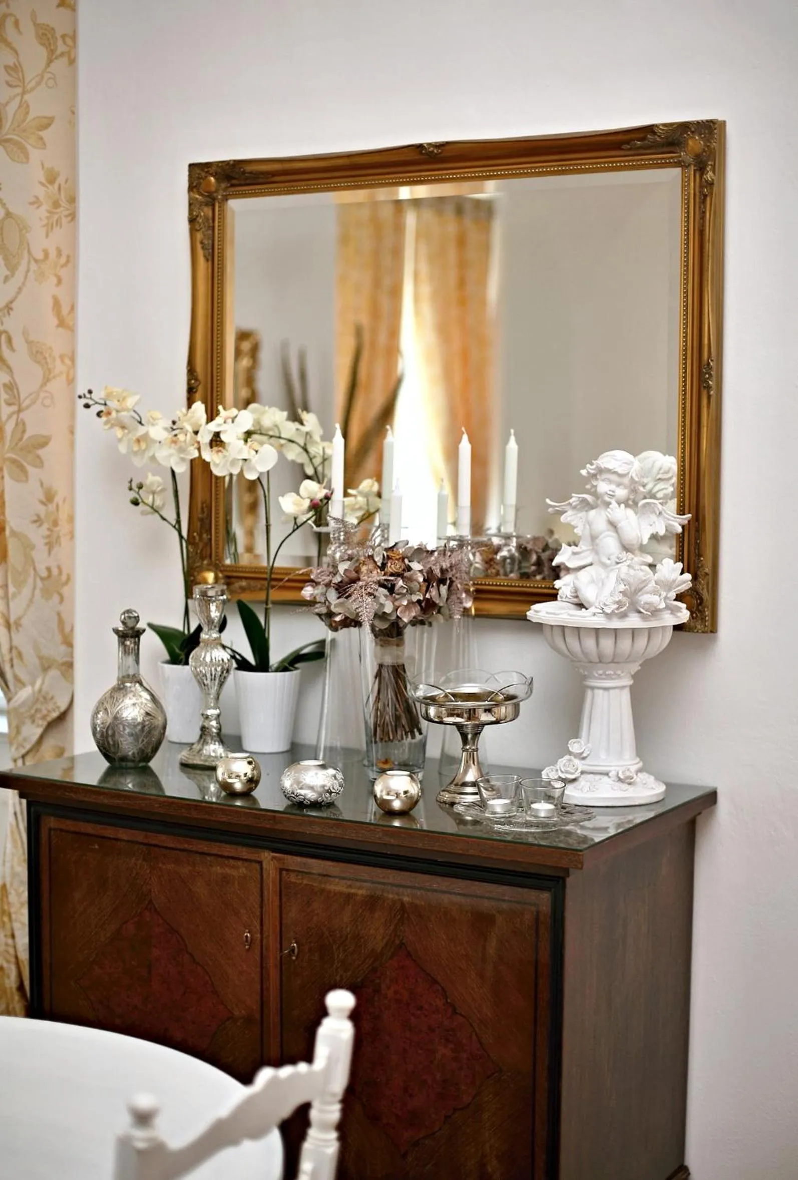 Restaurant/places to eat in Zámek Napajedla