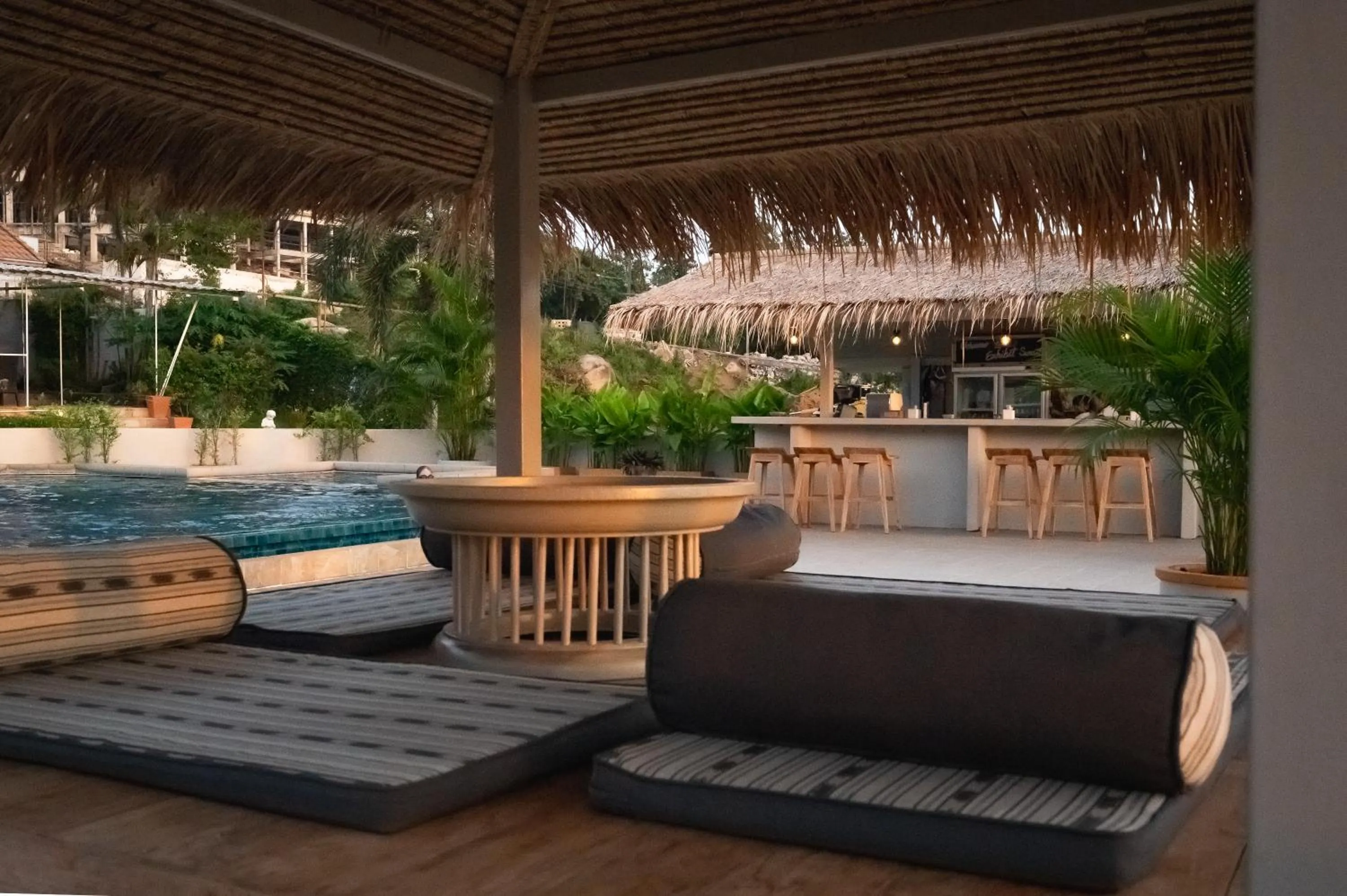 Property building in Baan Jai Dee Beach Front Hotel