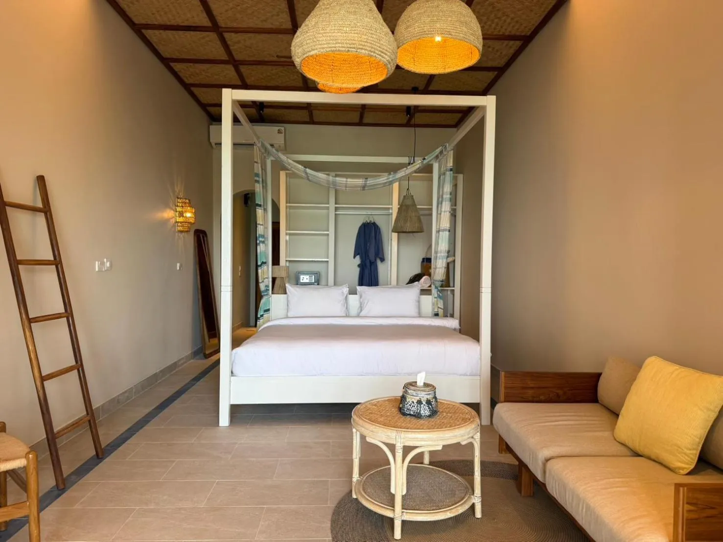 Bedroom in Baan Jai Dee Beach Front Hotel