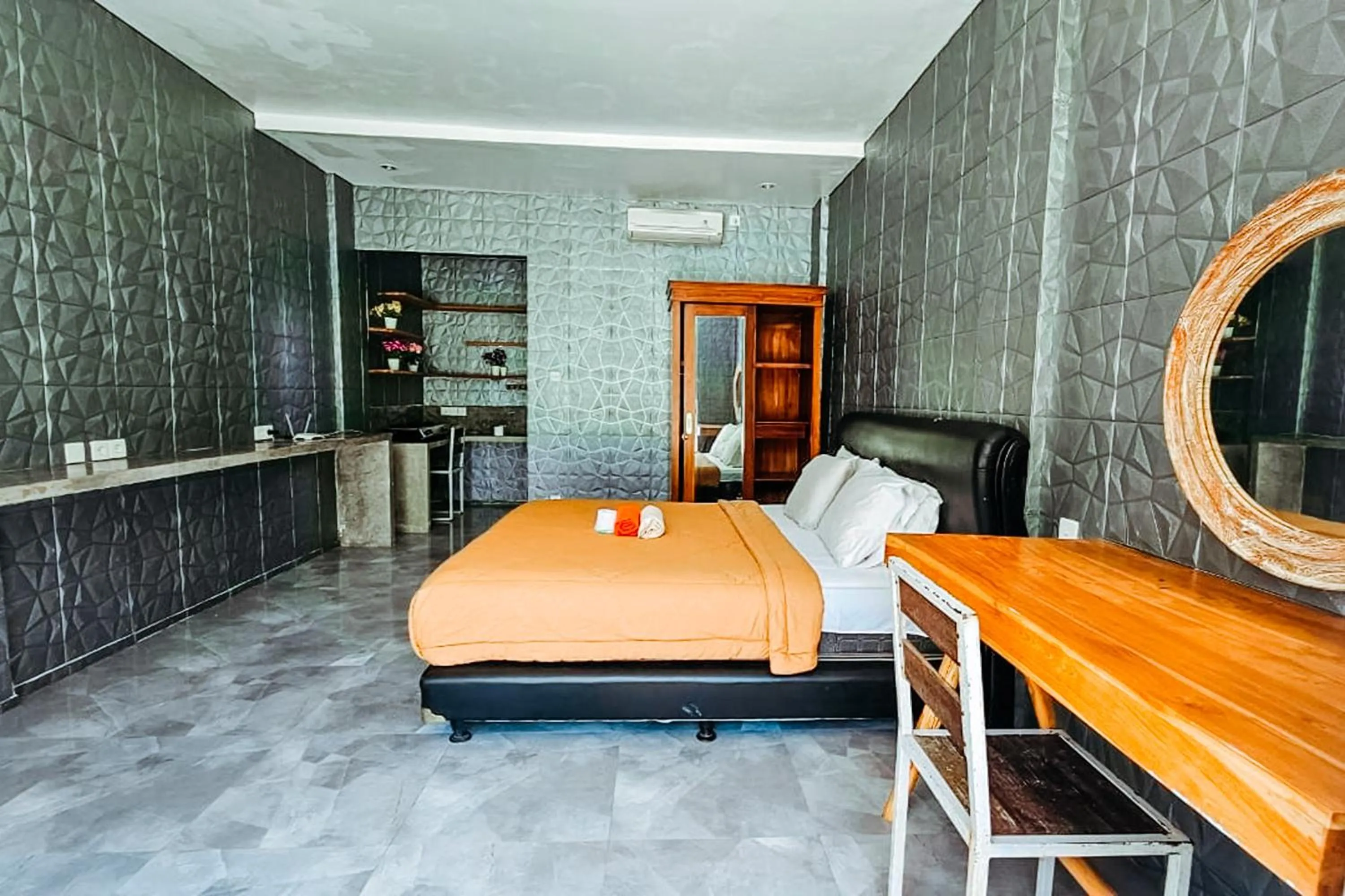 Bedroom, Bed in Margarita Surf Hostel Canggu