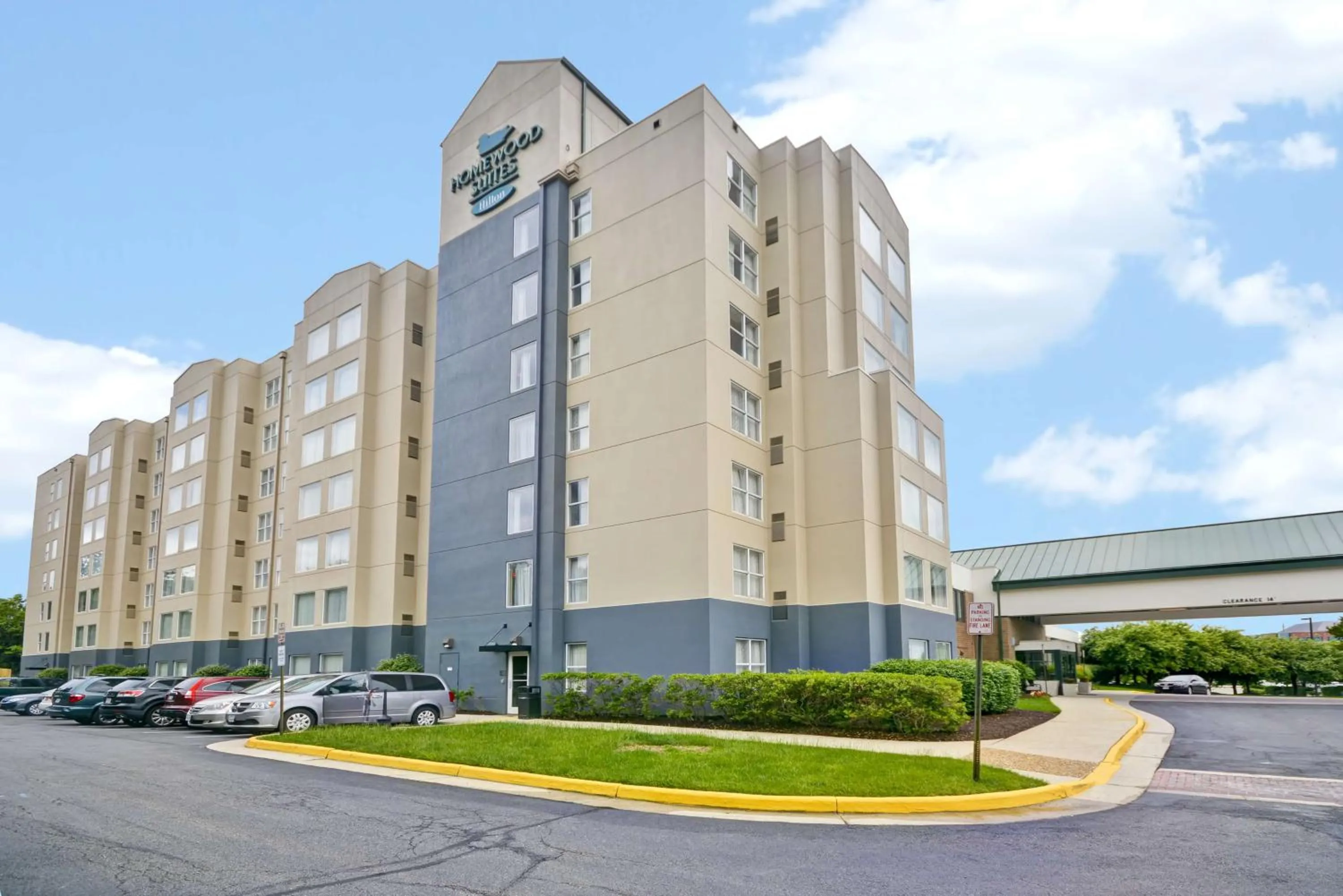 Property building in Homewood Suites Dulles-International Airport