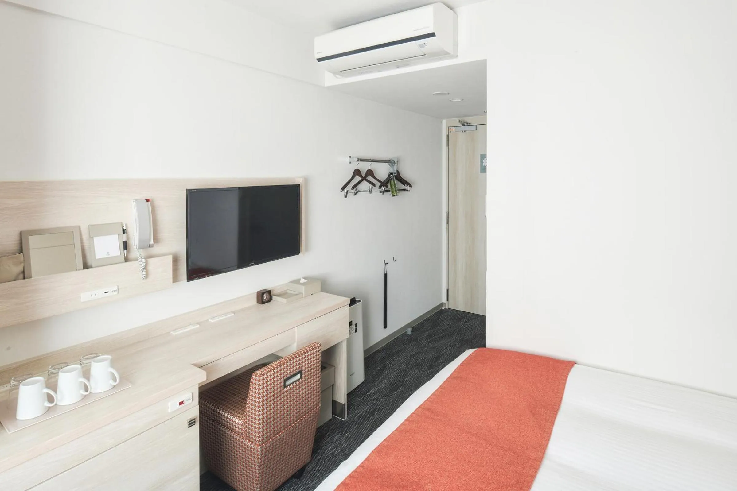 TV and multimedia, Bed in Vessel Inn Chiba Station