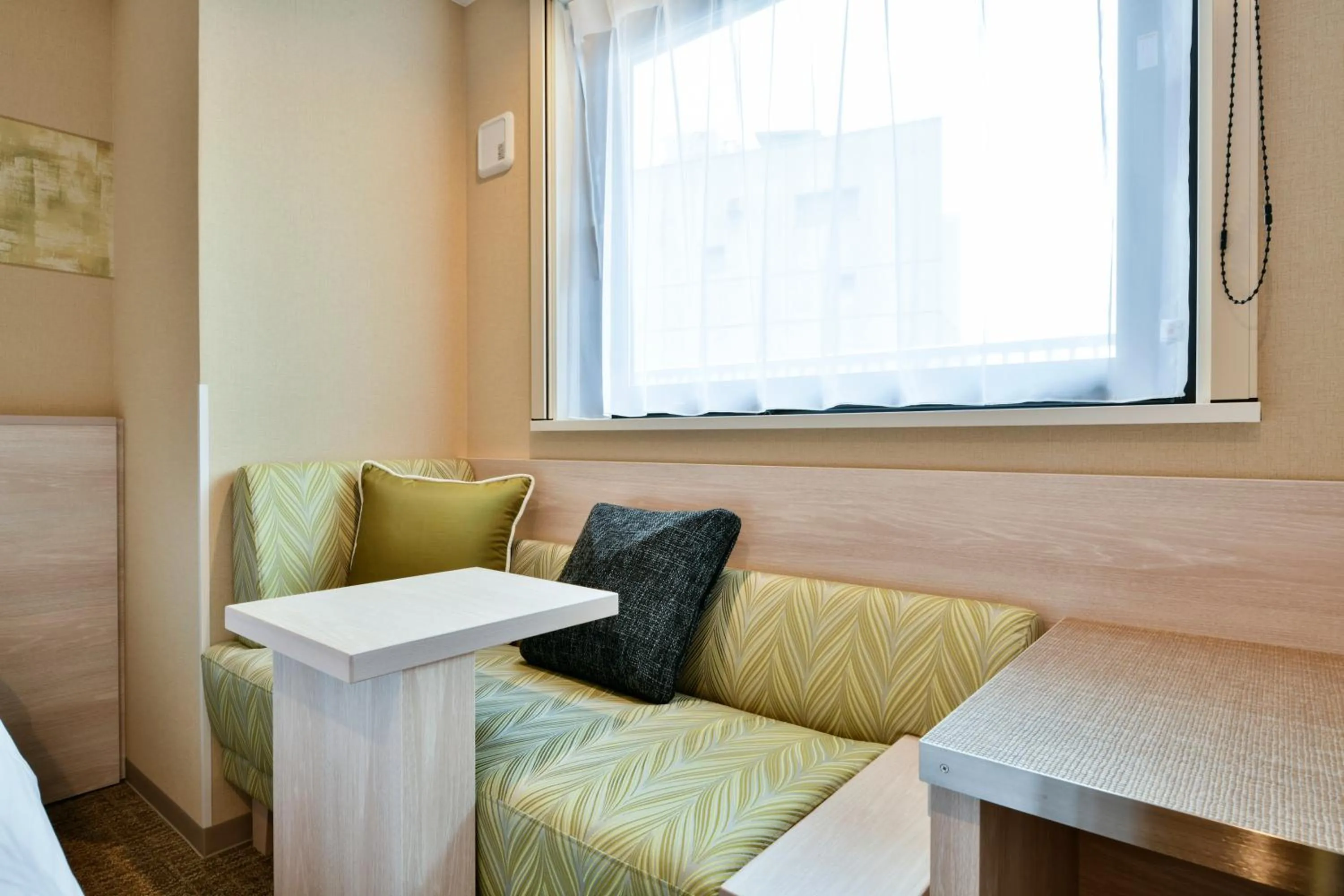 Photo of the whole room in Vessel Inn Chiba Station