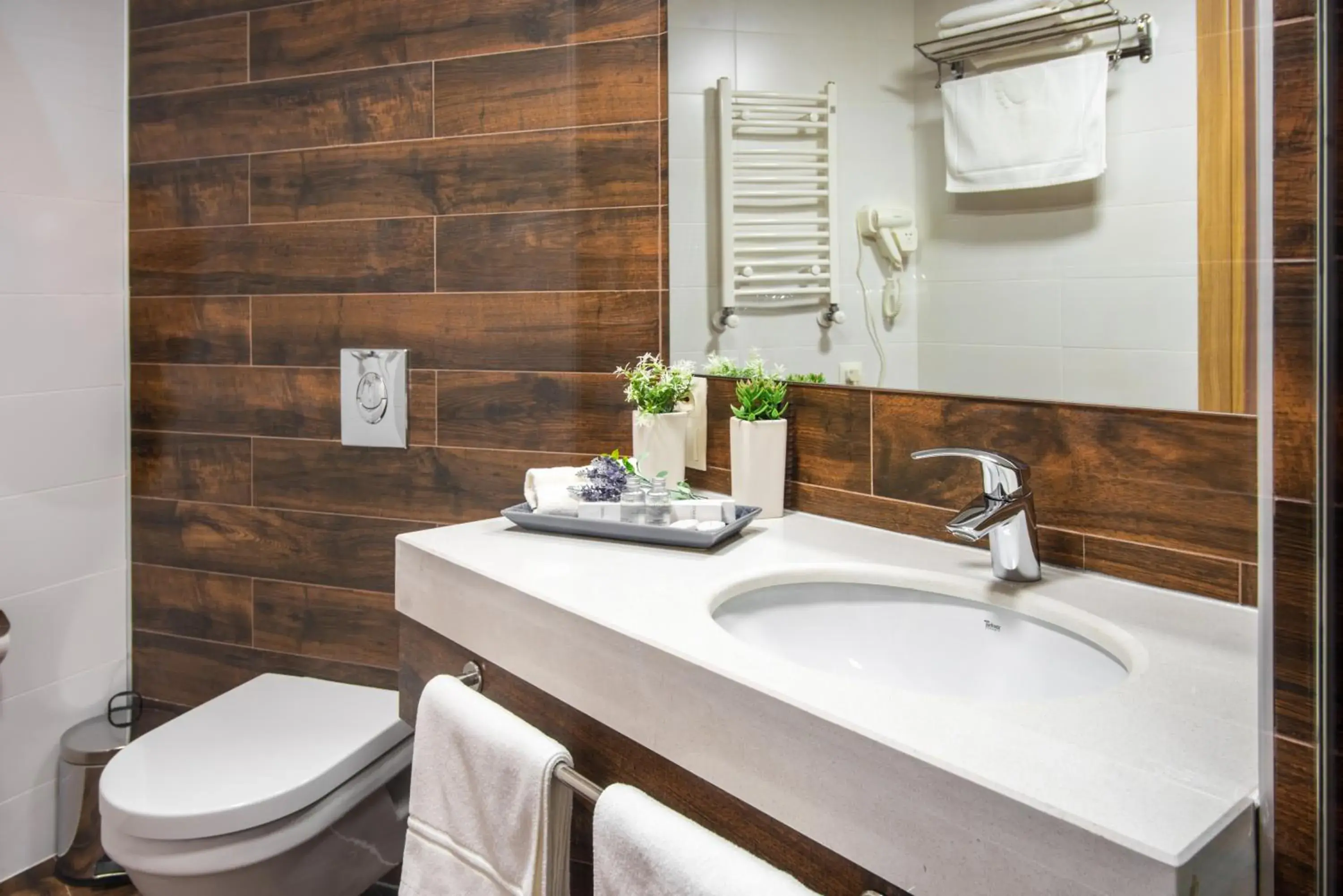 Standard Twin Room in Orbi Palace Hotel Official Standard Twin Room in Orbi Palace Hotel Official