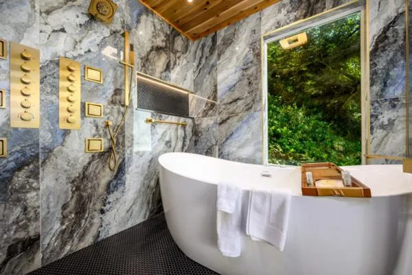 Little Creek Cove Beach Resort