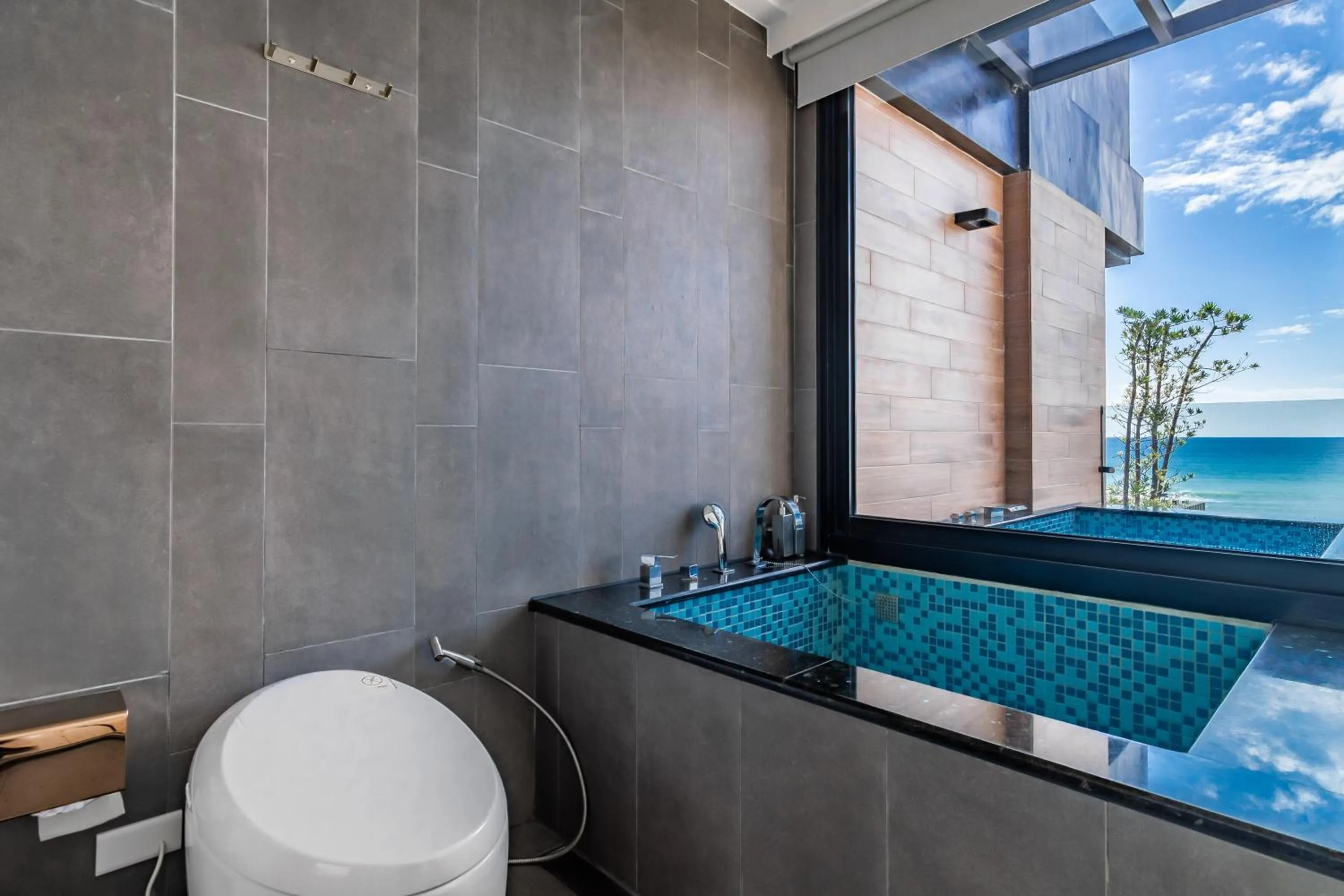 Bathroom in Kenting Sea Wall 112