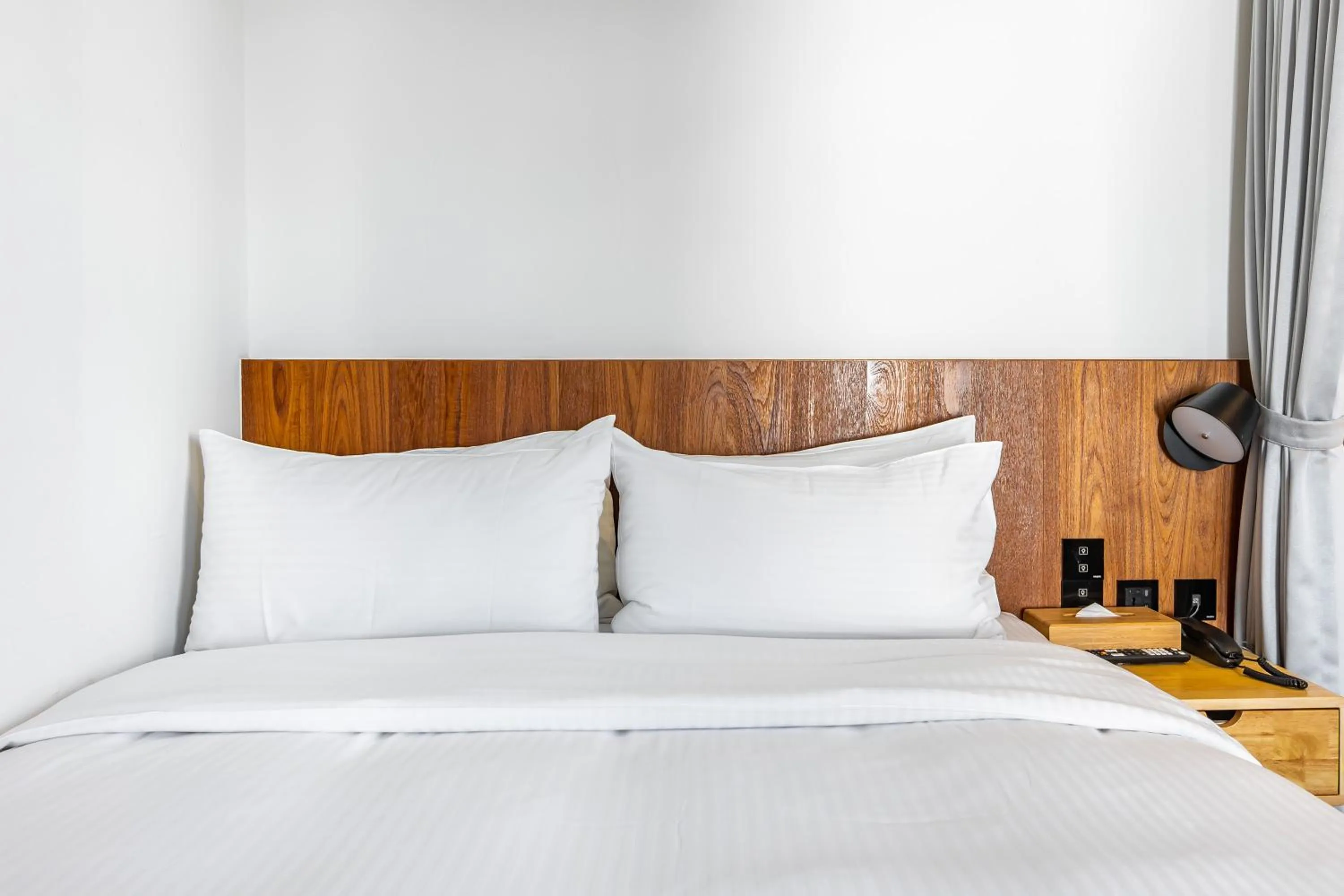 Bed in Kenting Sea Wall 112