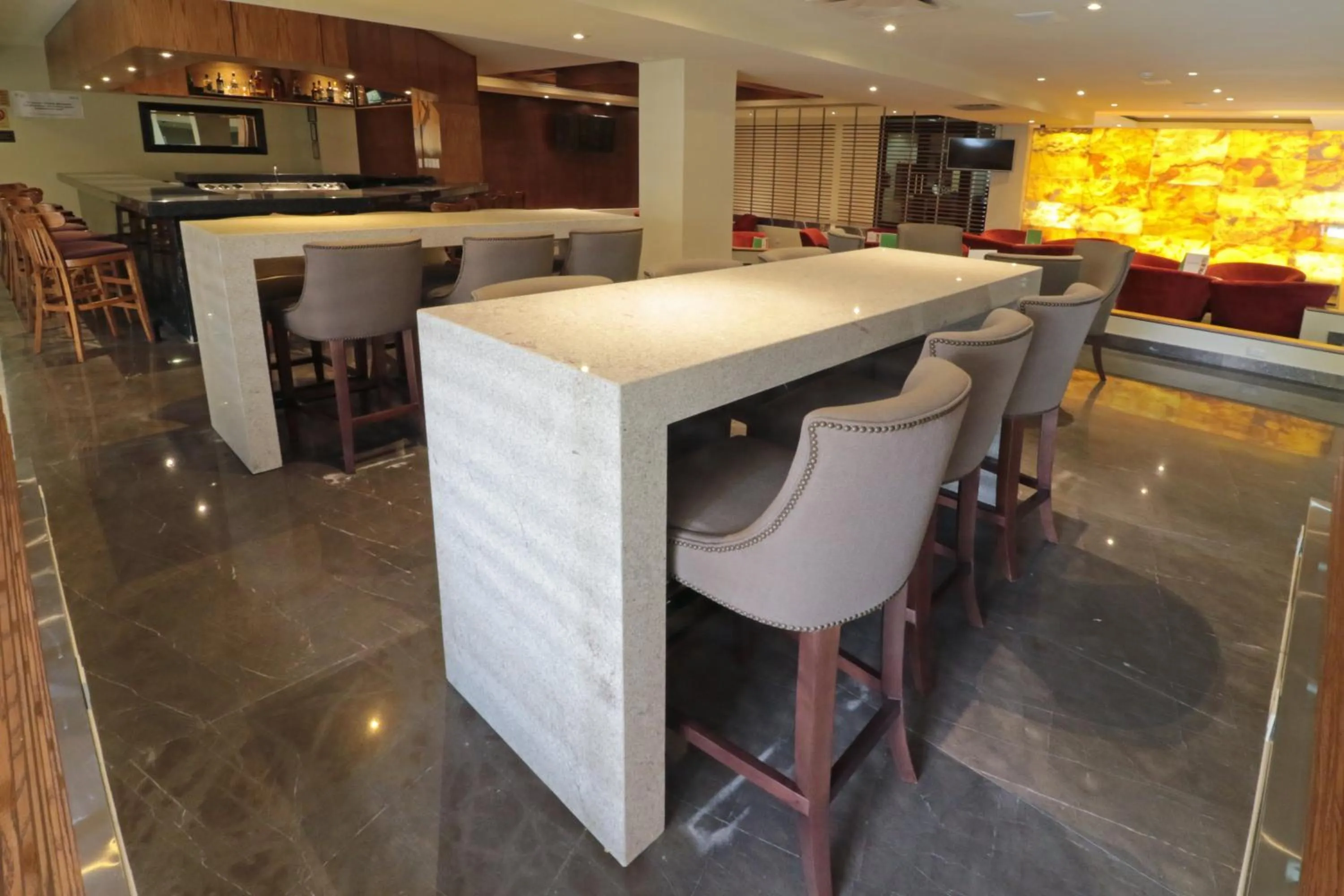 Lounge or bar in Holiday Inn Monterrey Norte by IHG