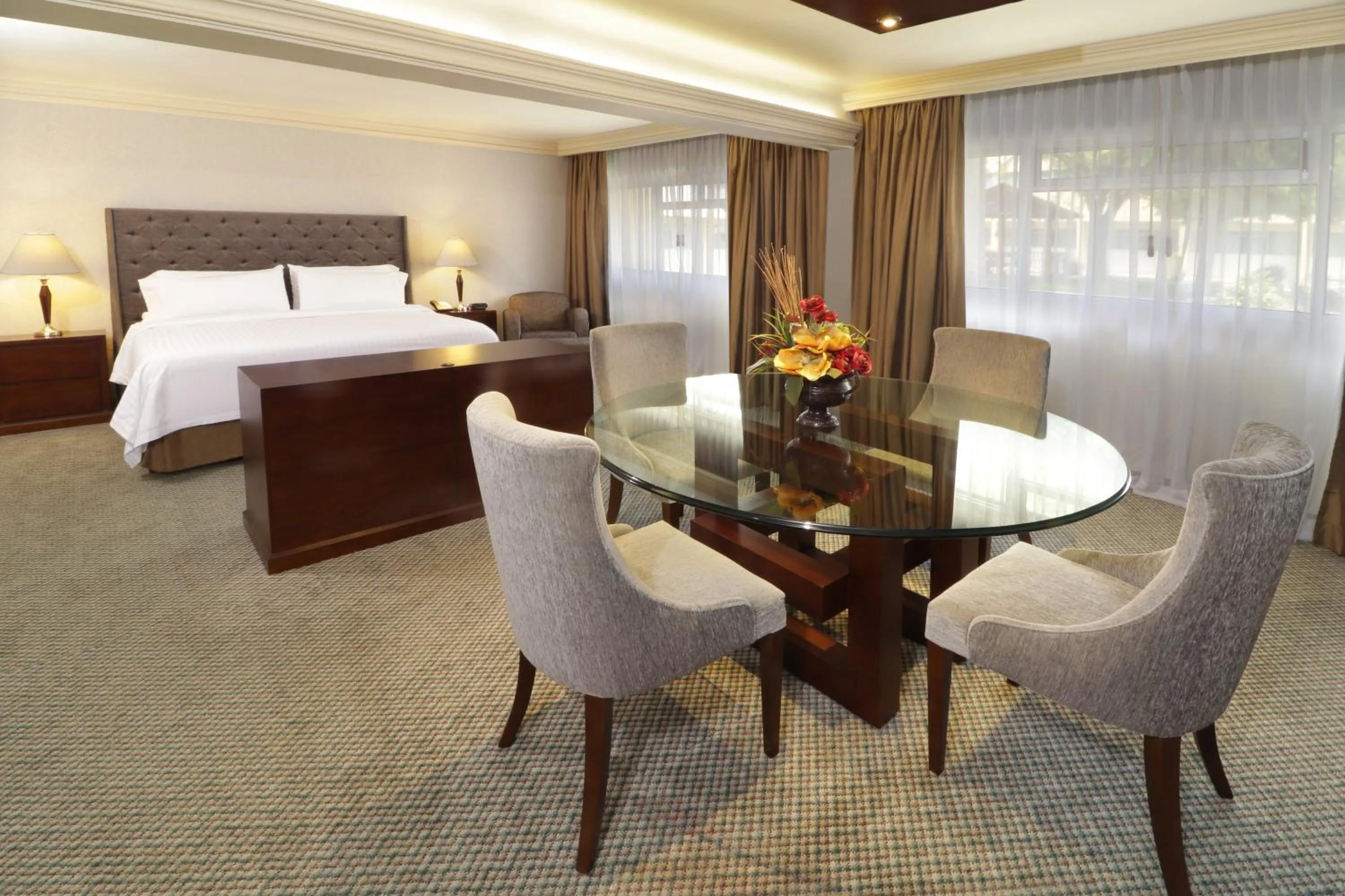 Photo of the whole room, Bed in Holiday Inn Monterrey Norte by IHG