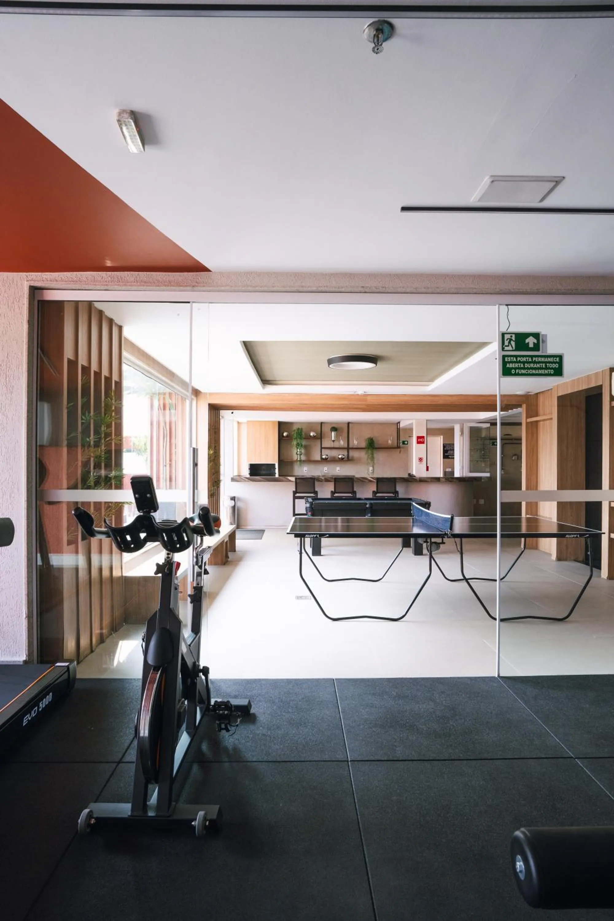 Fitness centre/facilities in Victory Business Hotel