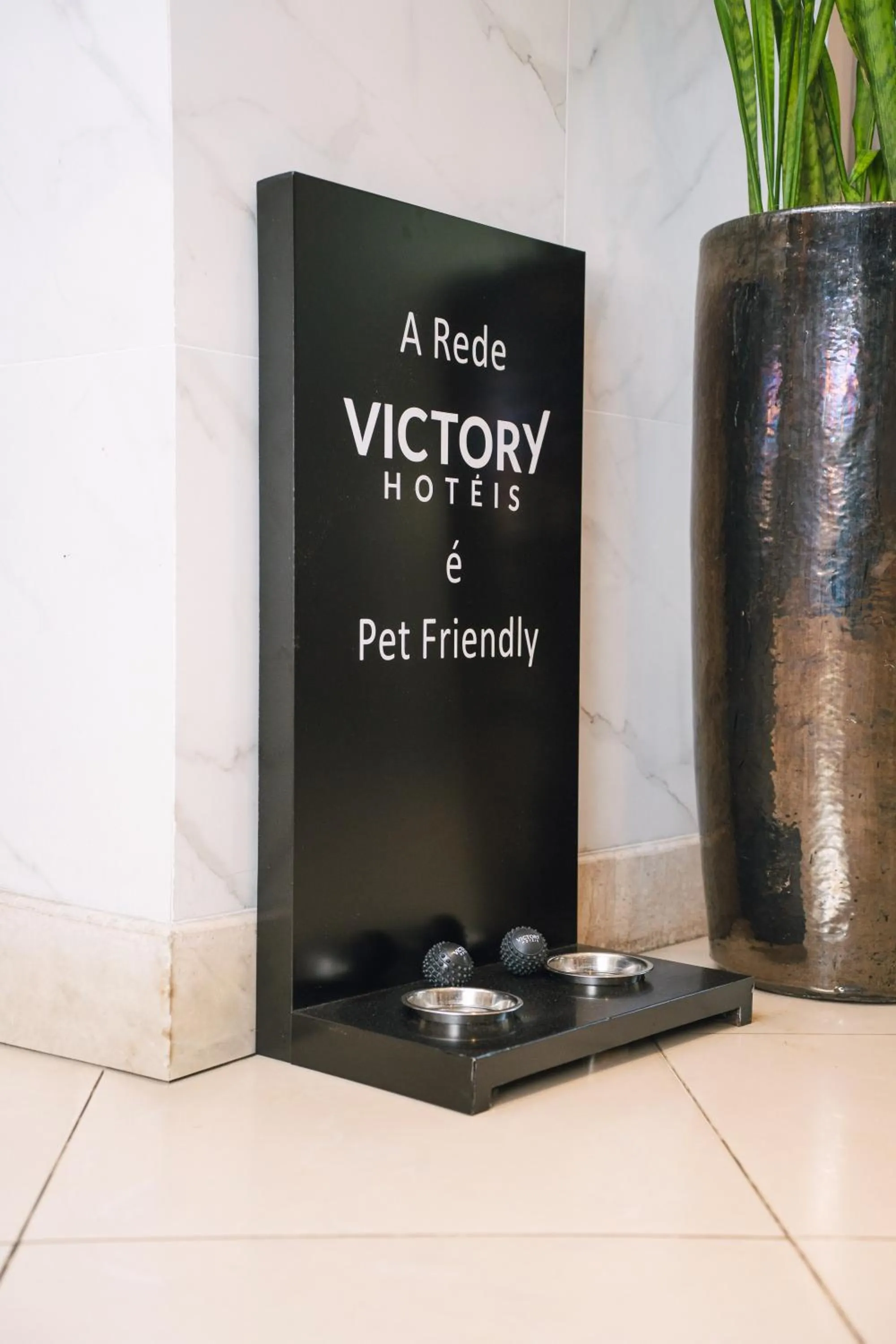 pet friendly in Victory Business Hotel