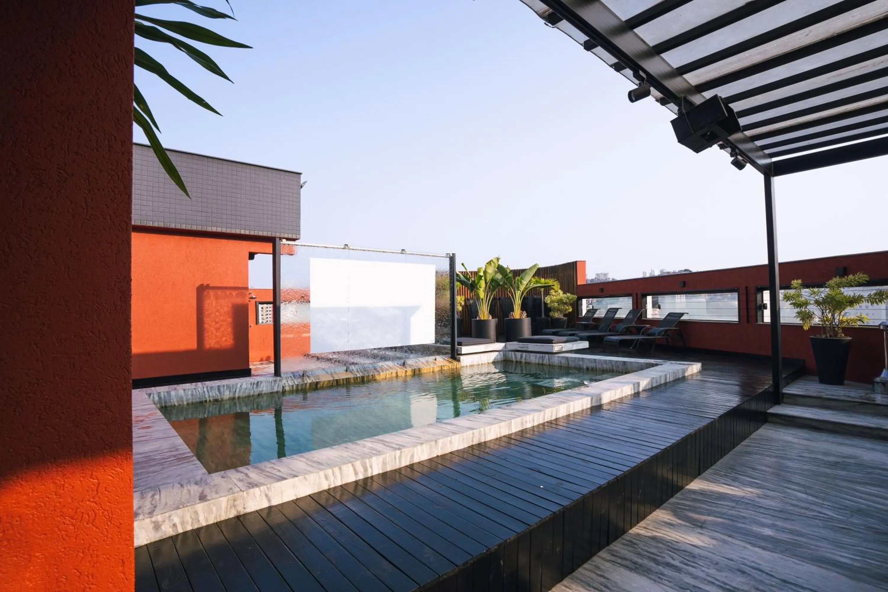 Swimming pool in Victory Business Hotel