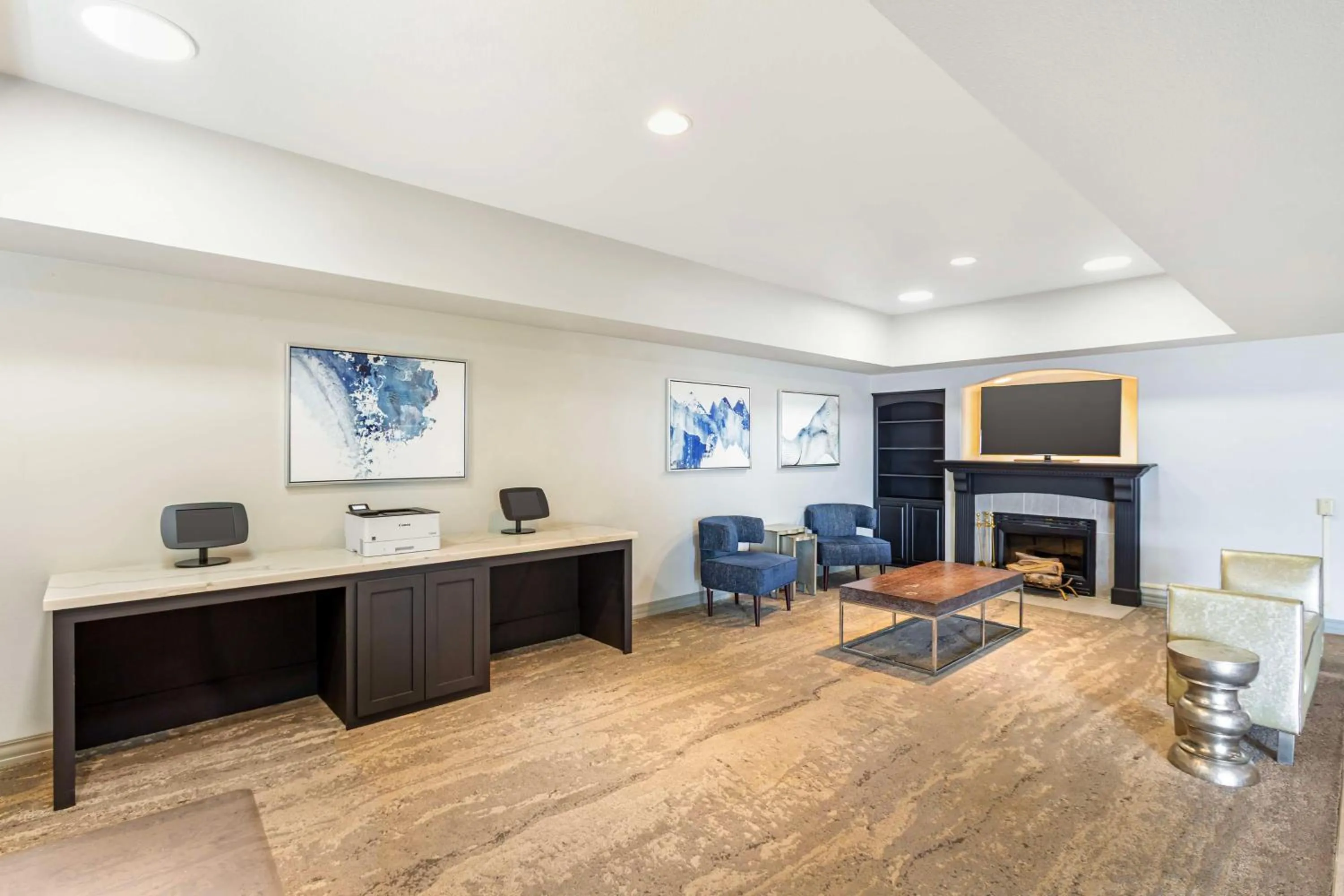 Business facilities in Best Western Plus Villa Del Lago Inn Patterson