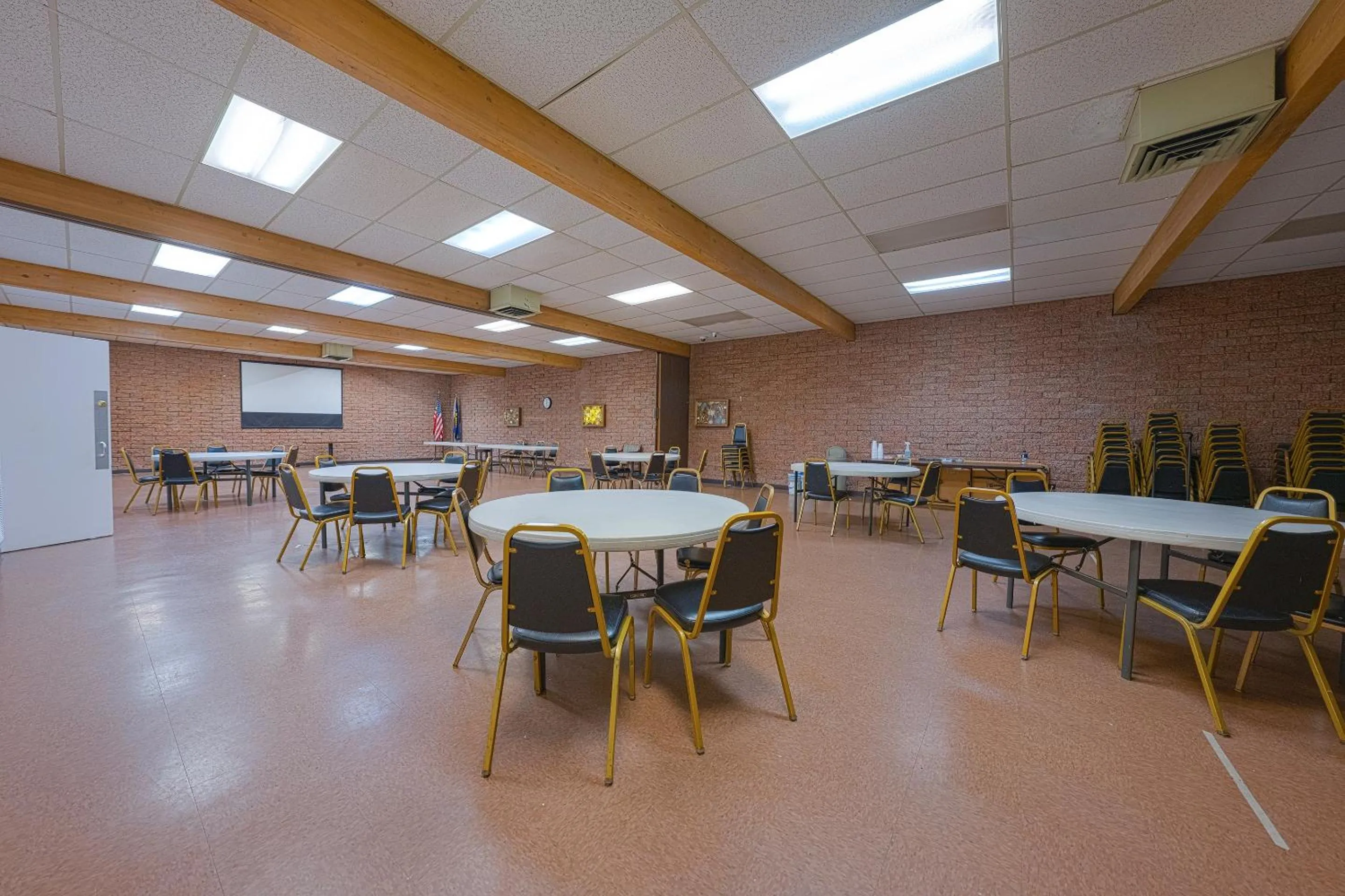 Banquet/Function facilities in OYO Hotel St Helens OR