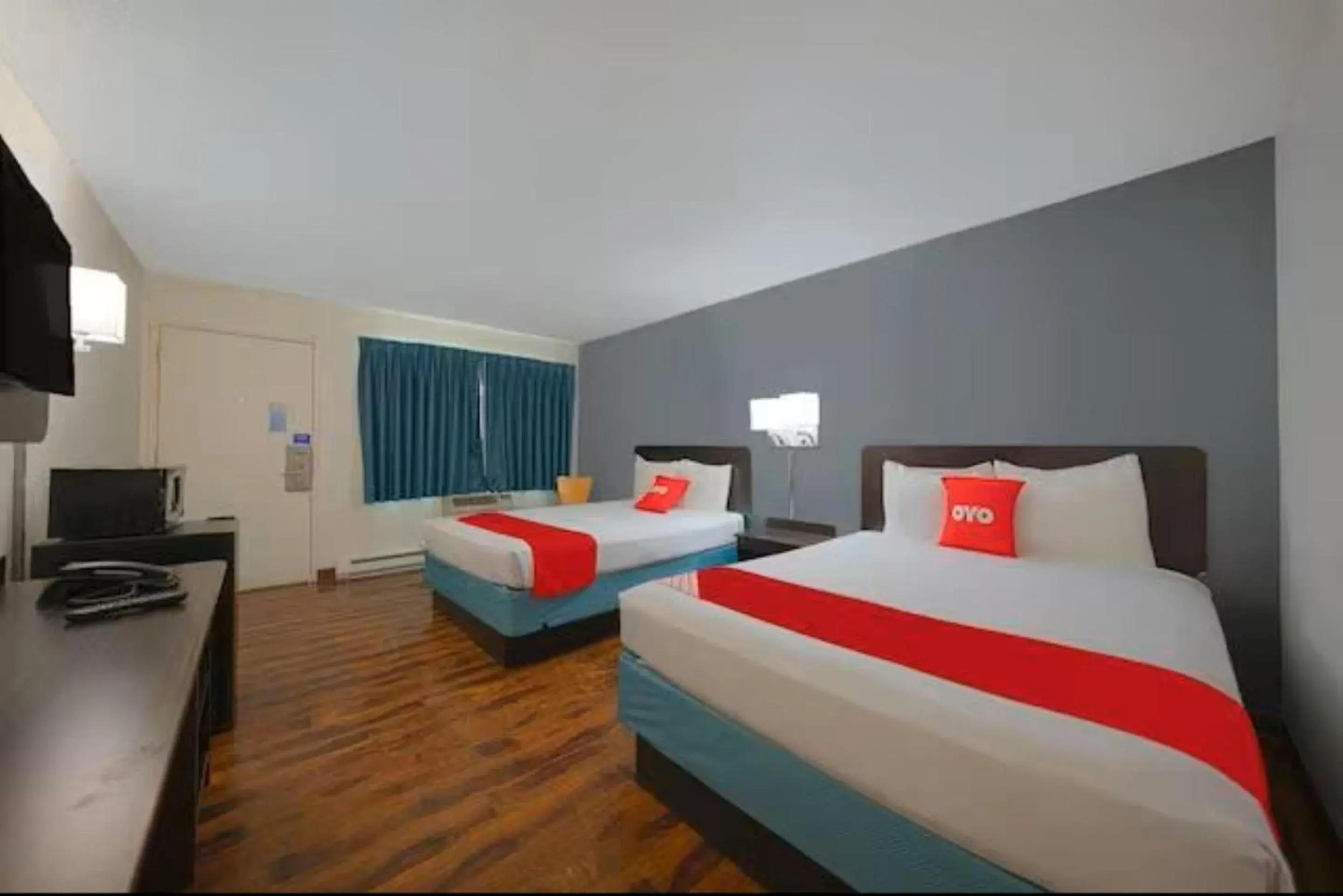 Premium 2 Full Bed with Kitchenette in OYO Hotel St Helens OR Premium 2 Full Bed with Kitchenette in OYO Hotel St Helens OR