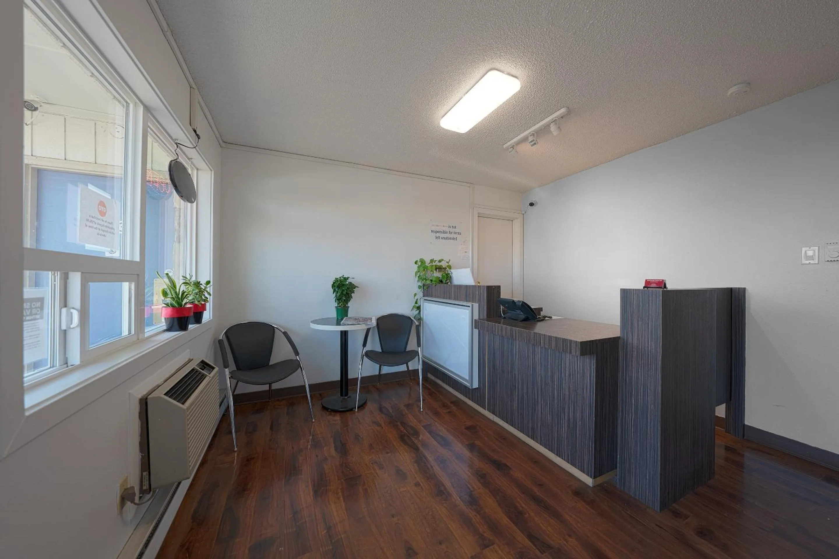 Lobby or reception in OYO Hotel St Helens OR