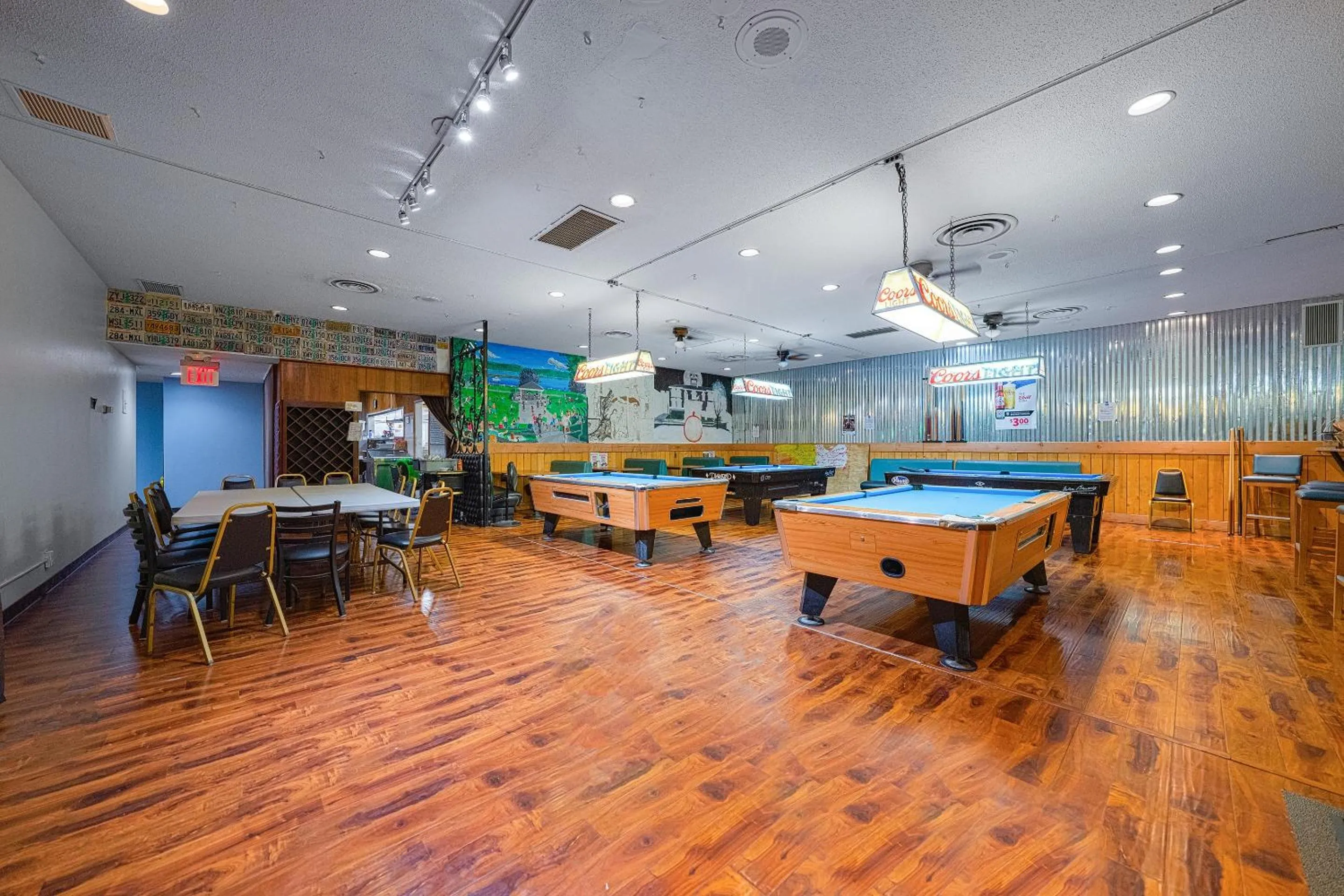 Entertainment in OYO Hotel St Helens OR