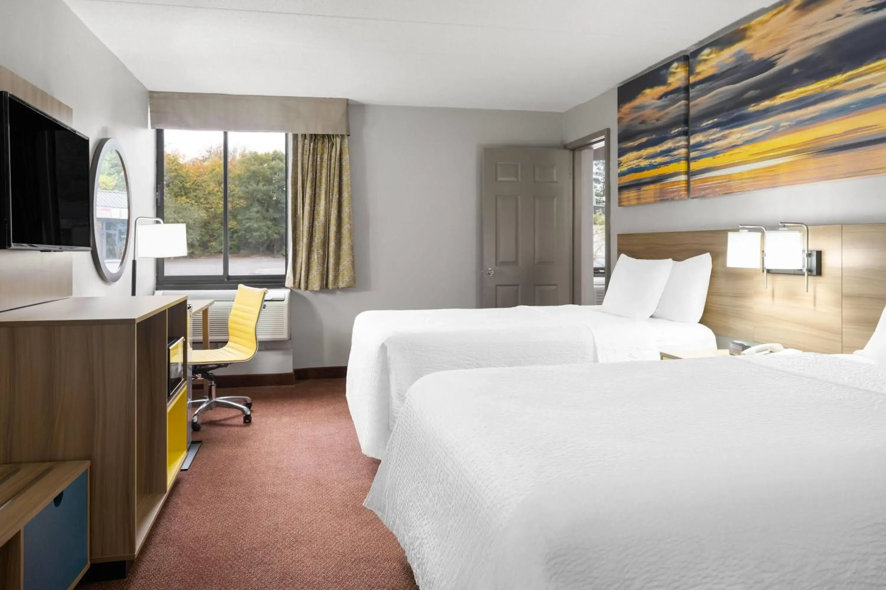 One-Bedroom Suite With Two Double Beds - Smoking in Days Inn by Wyndham Hagerstown I-70 One-Bedroom Suite With Two Double Beds - Smoking in Days Inn by Wyndham Hagerstown I-70