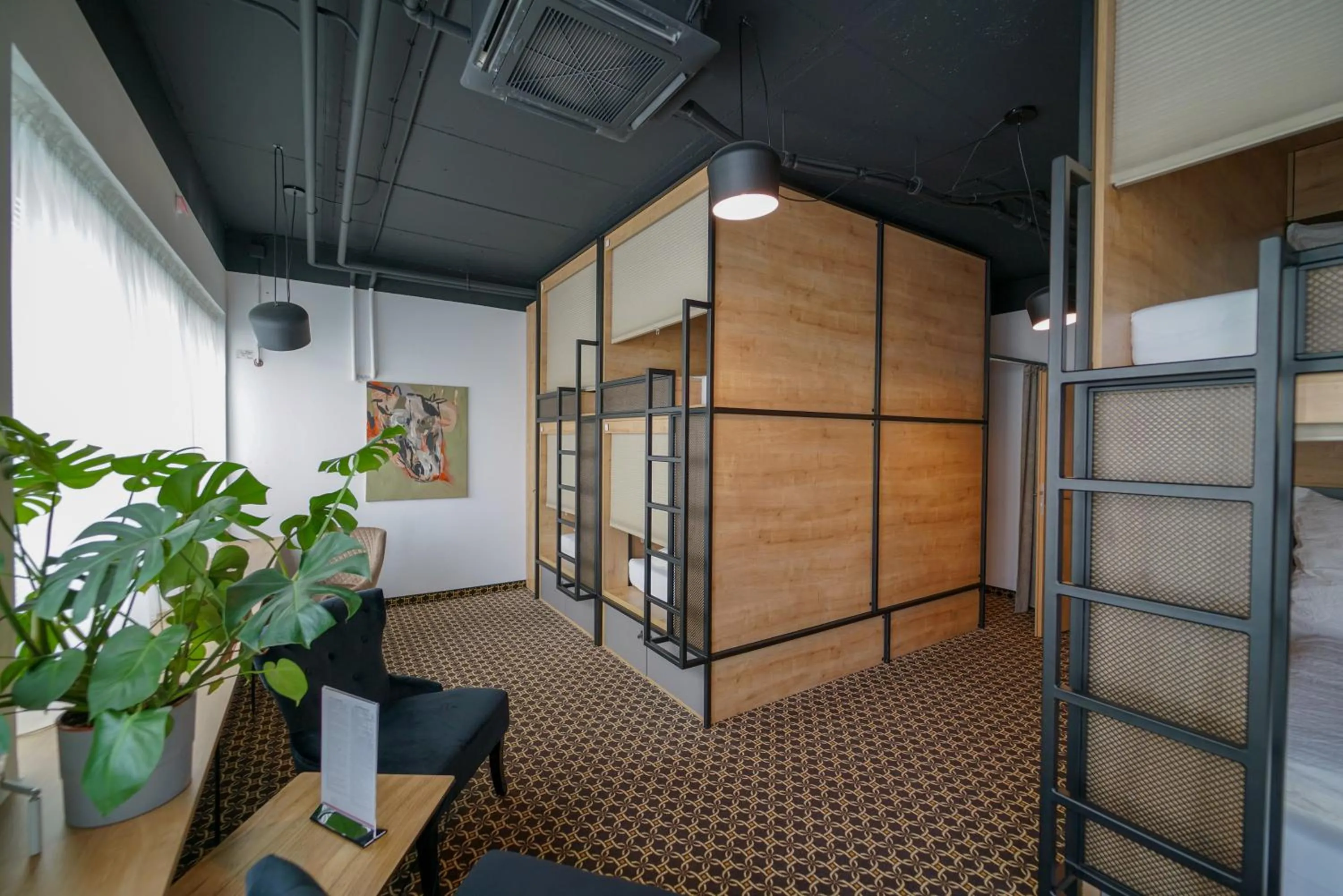 Bed in CHORS like a hotel - Capsule & NFT Boutique Hostel Bratislava - City Center