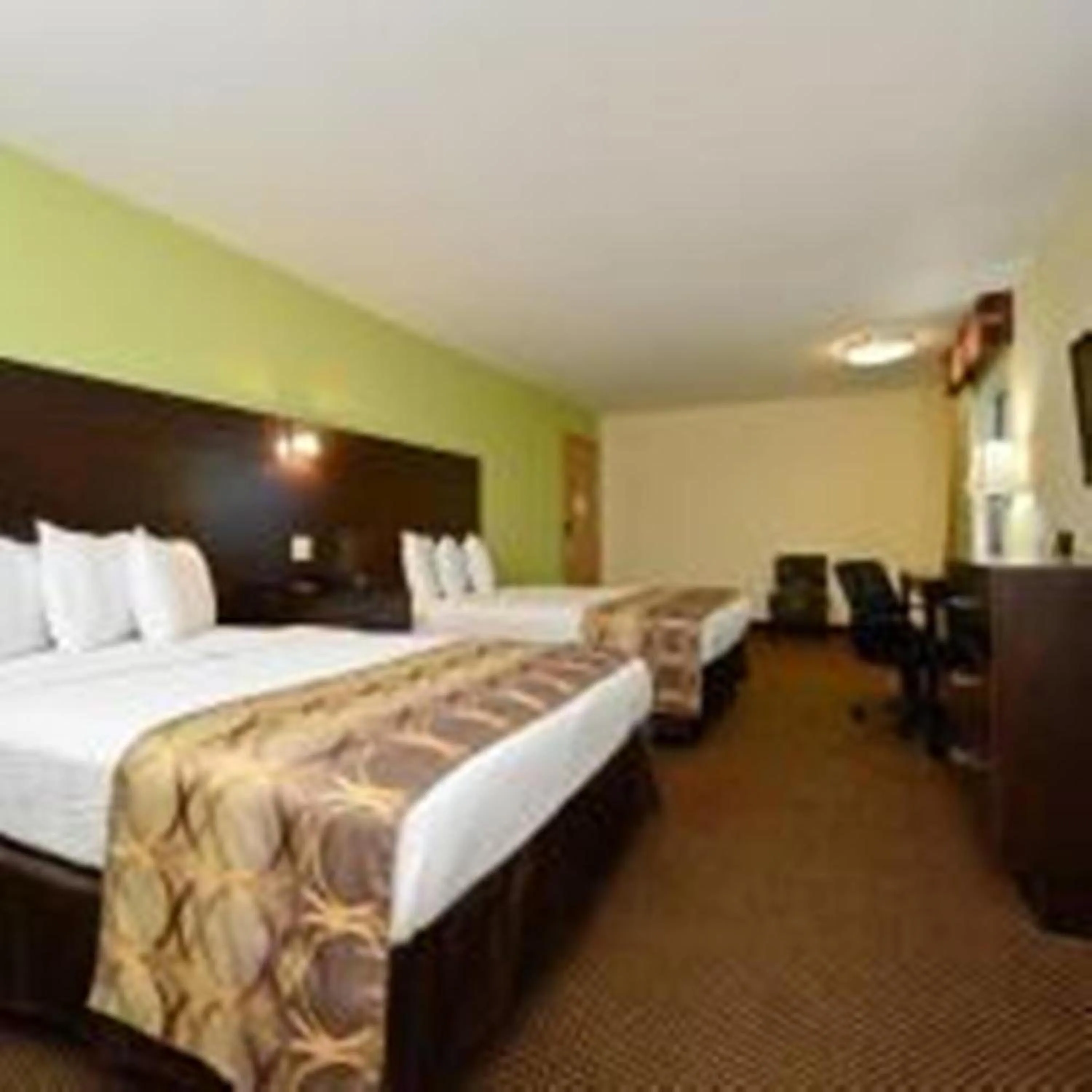 Bedroom, Bed in Americas Best Value Inn Lake Charles Interstate 210