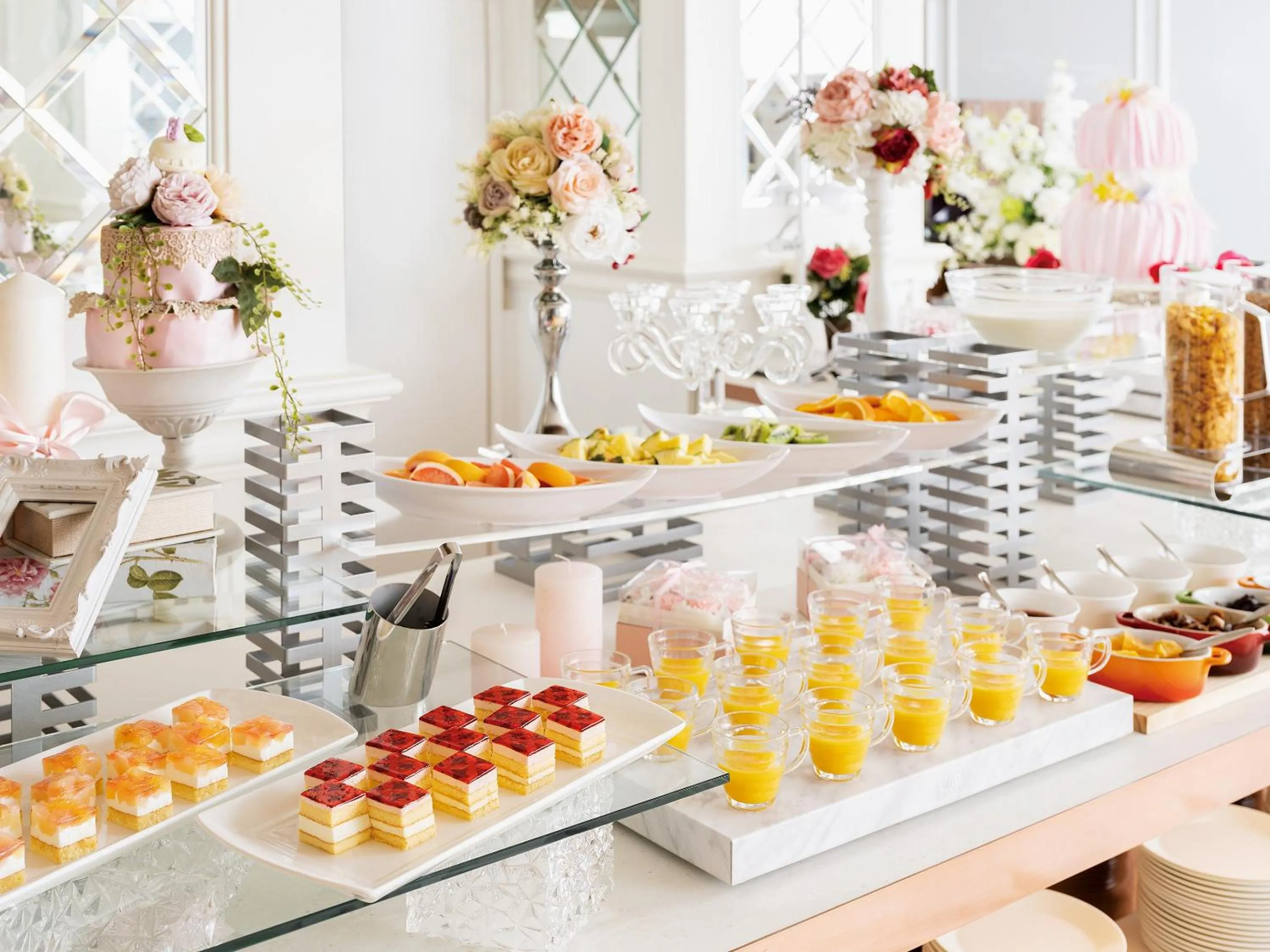 Buffet breakfast in Takarazuka Hotel