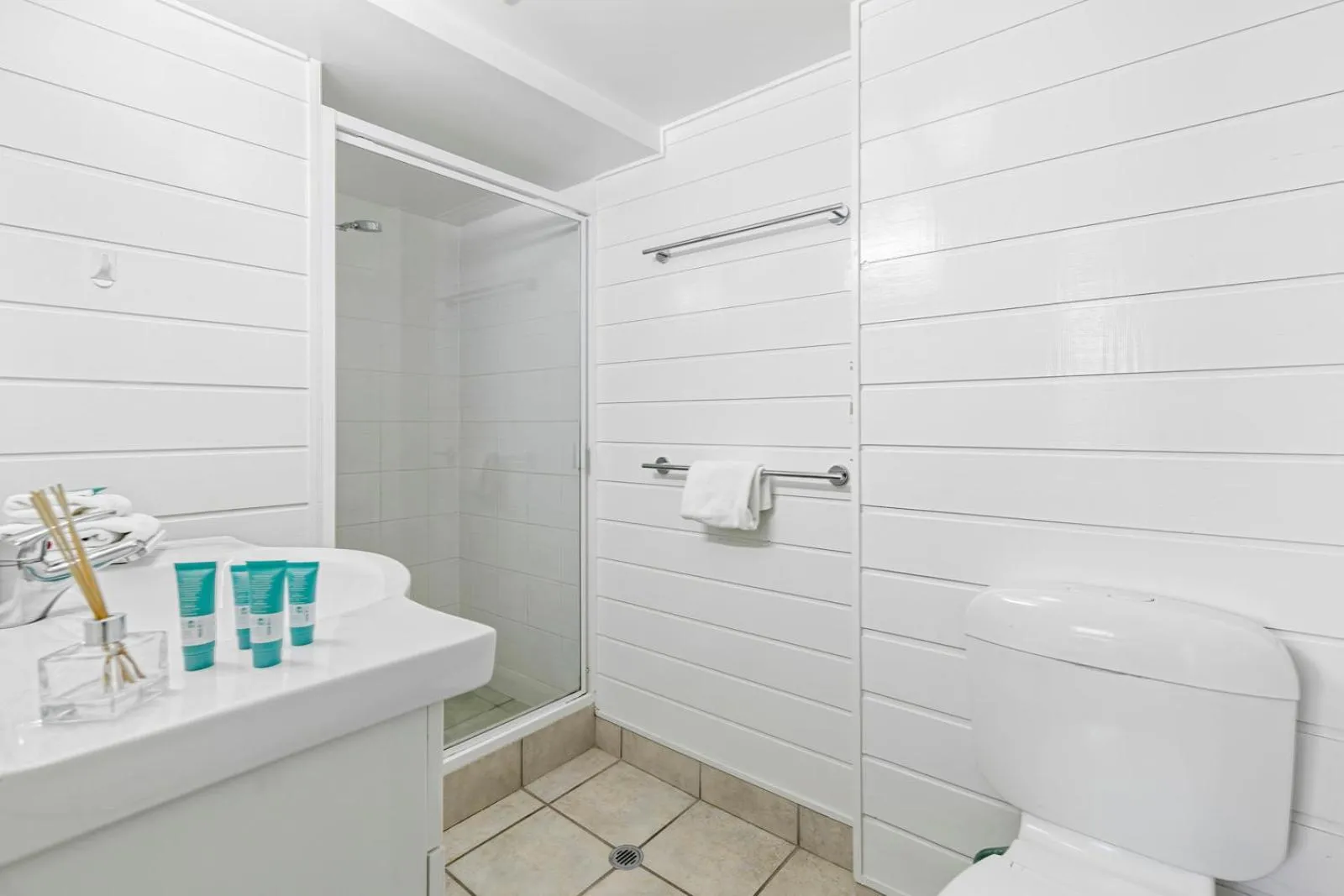 Bathroom in Sun Lagoon Resort