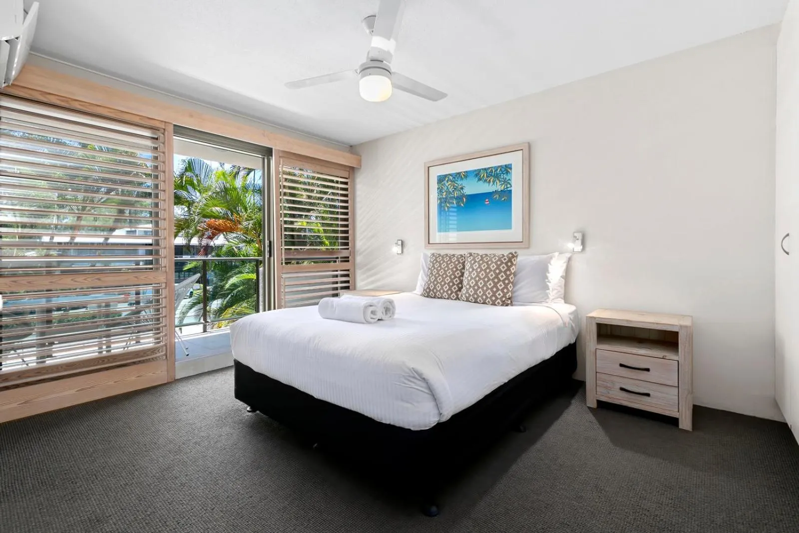 Balcony/Terrace, Bed in Sun Lagoon Resort