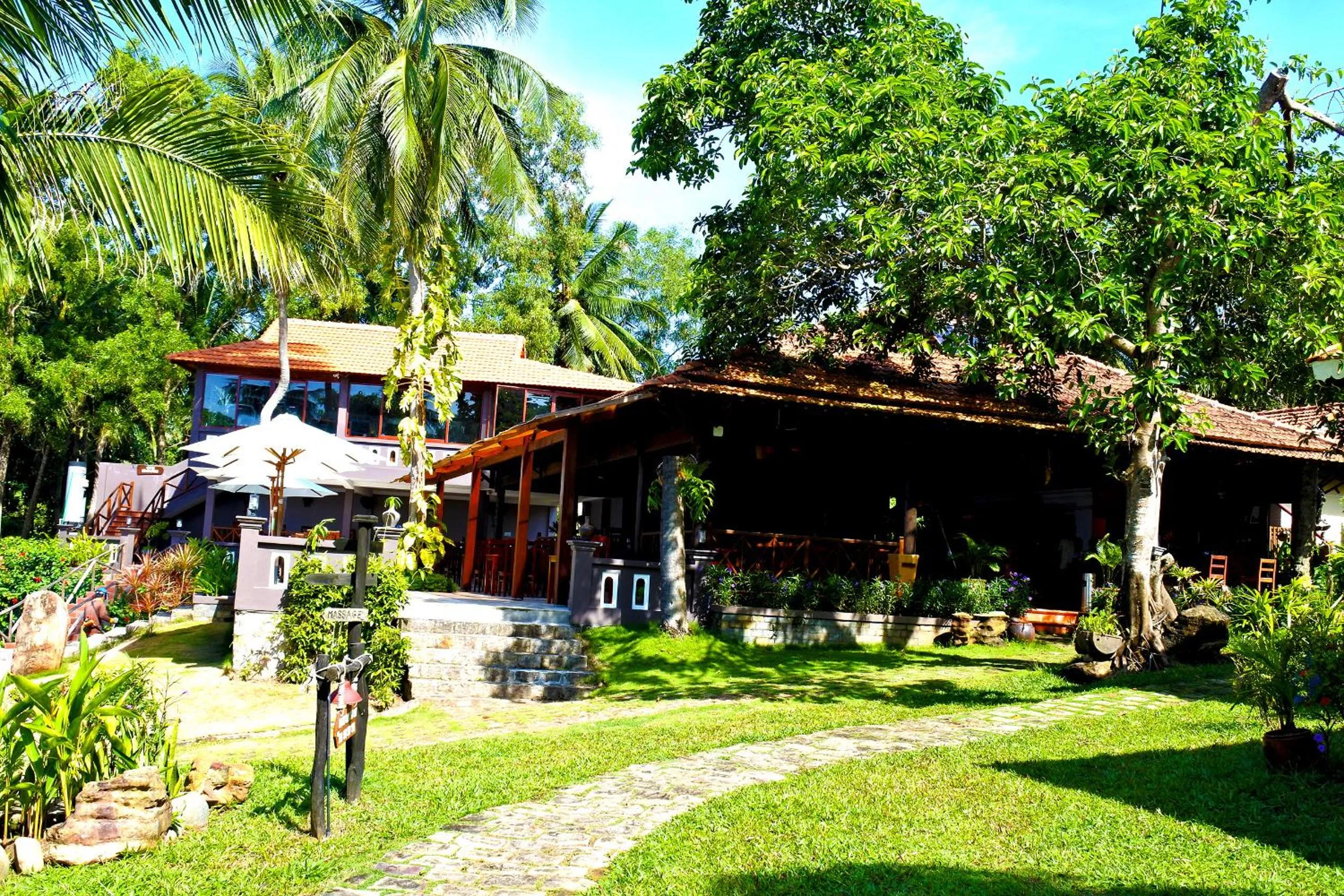 Neighbourhood in Phu Quoc Eco Beach Resort