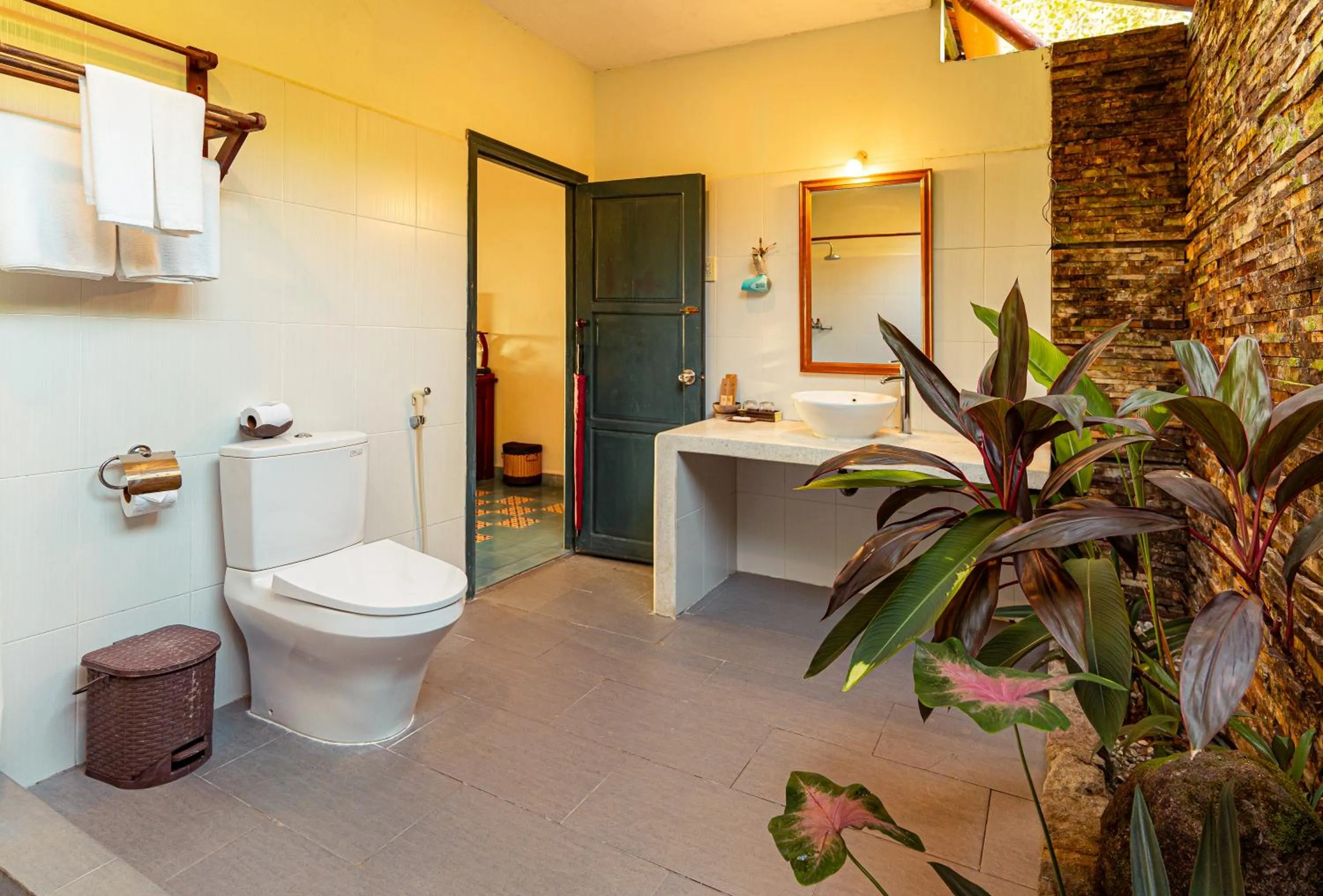 Toilet in Phu Quoc Eco Beach Resort