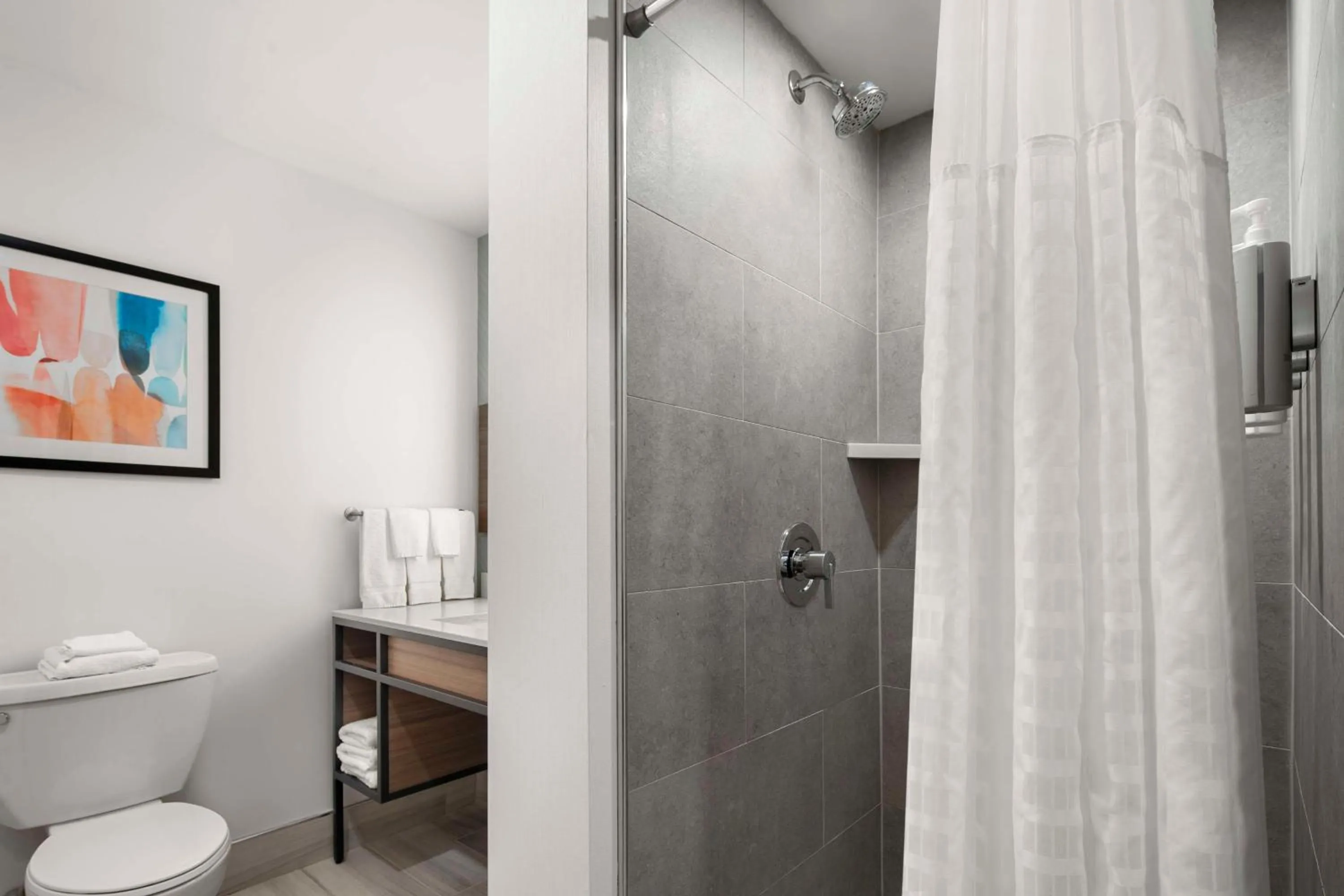 Bathroom in Hilton Garden Inn Kennett Square