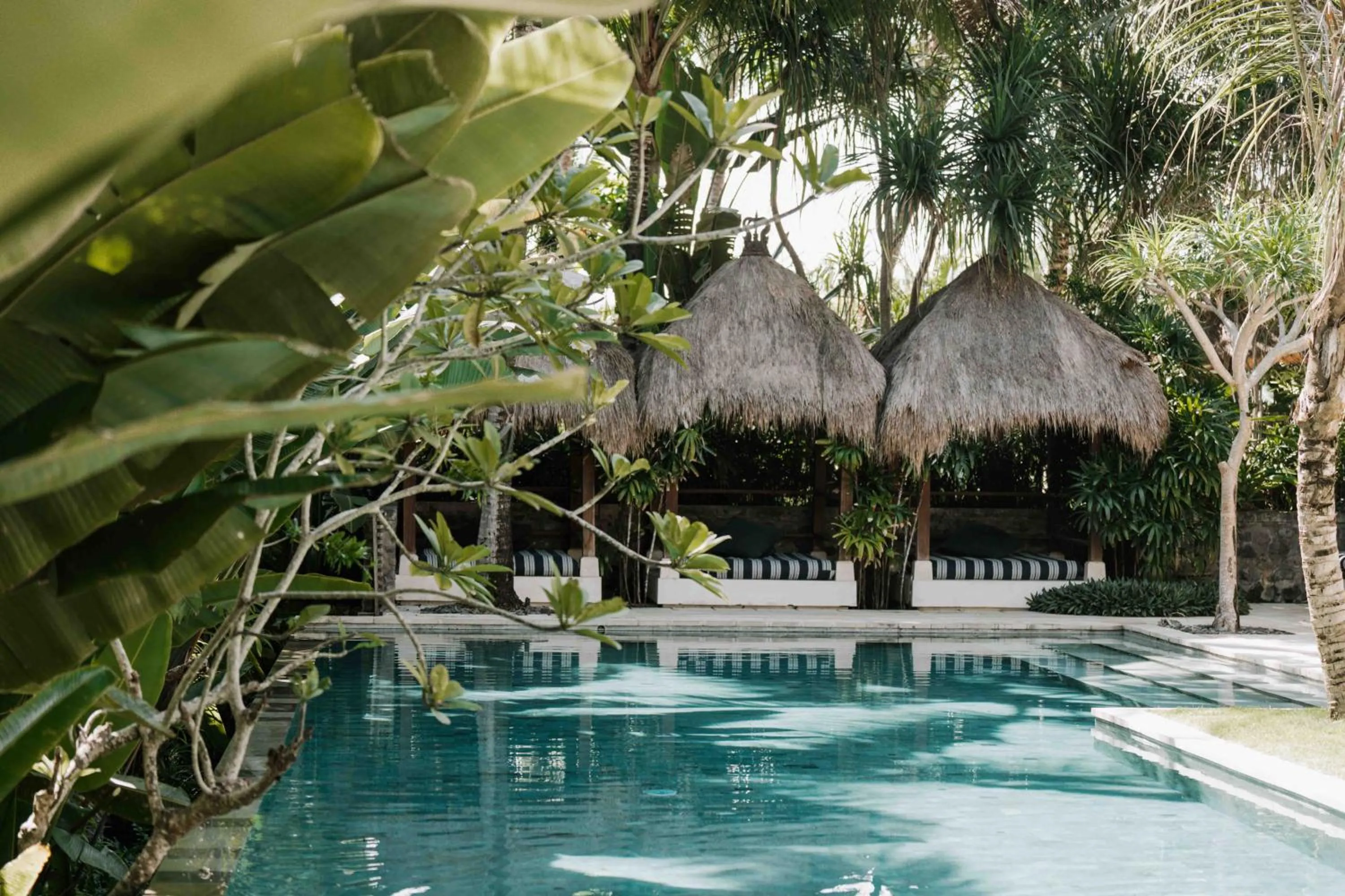 Swimming pool in Hotel Komune and Beach Club Bali