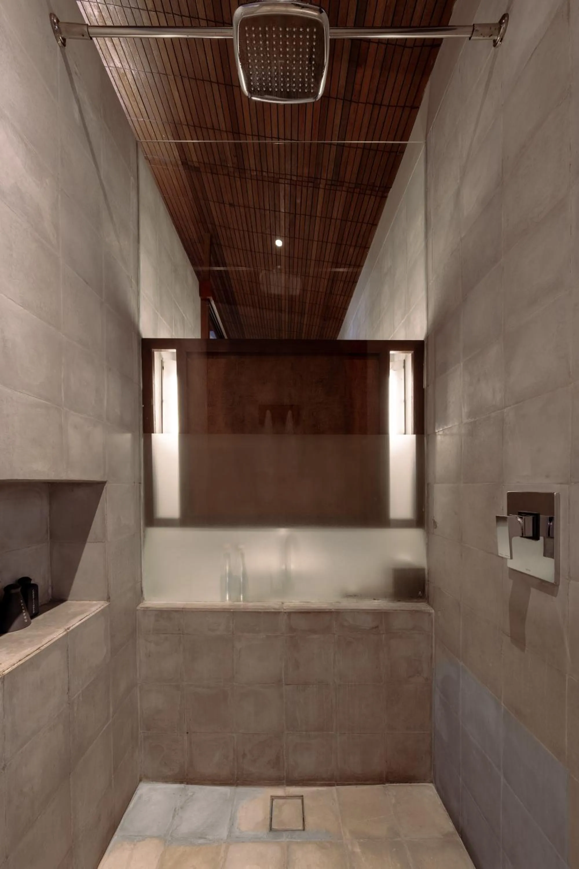 Bathroom in Hotel Komune and Beach Club Bali