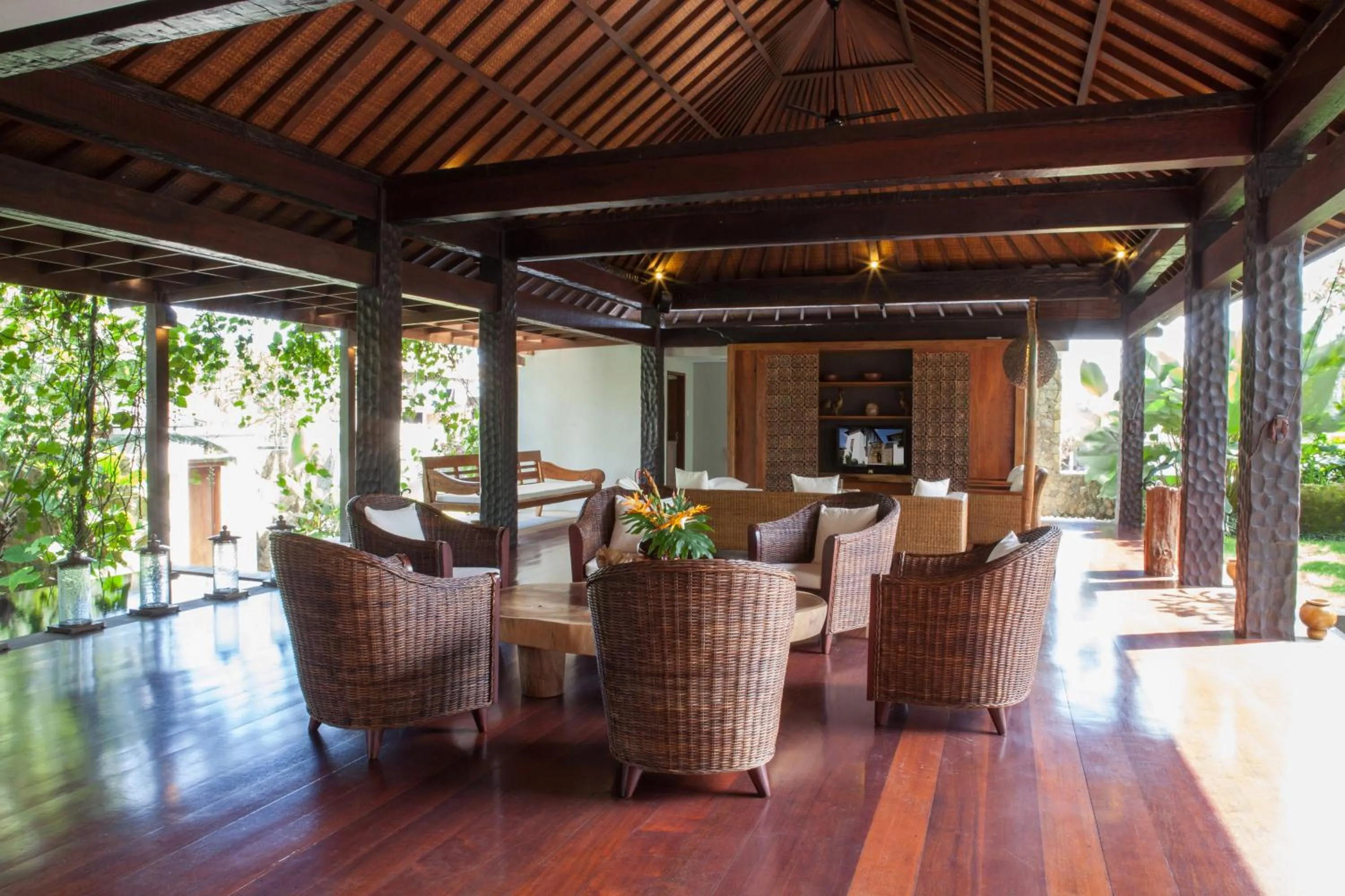 Lobby or reception in Swarapadi Villa