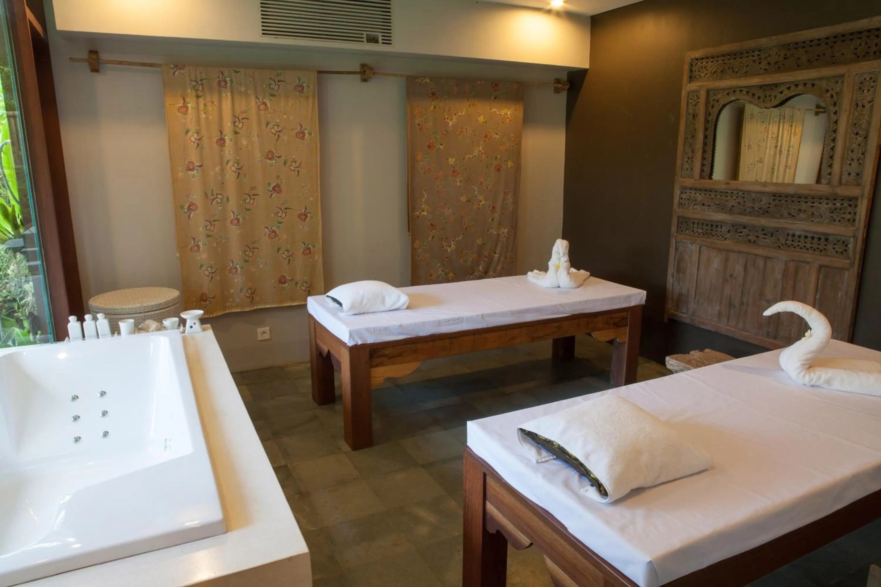 Spa and wellness centre/facilities in Swarapadi Villa