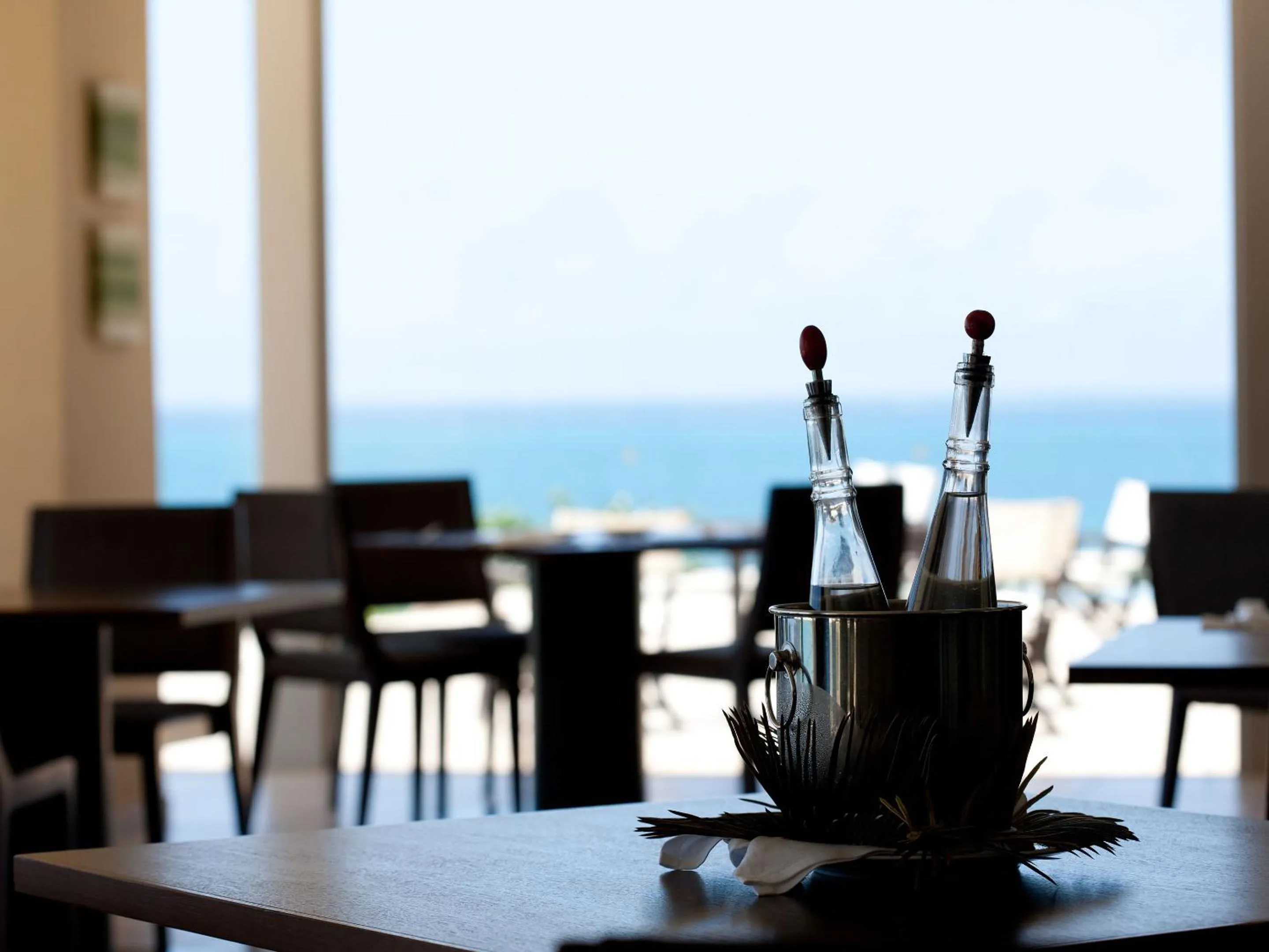 Restaurant/places to eat in Hotel Hamahigashima Resort