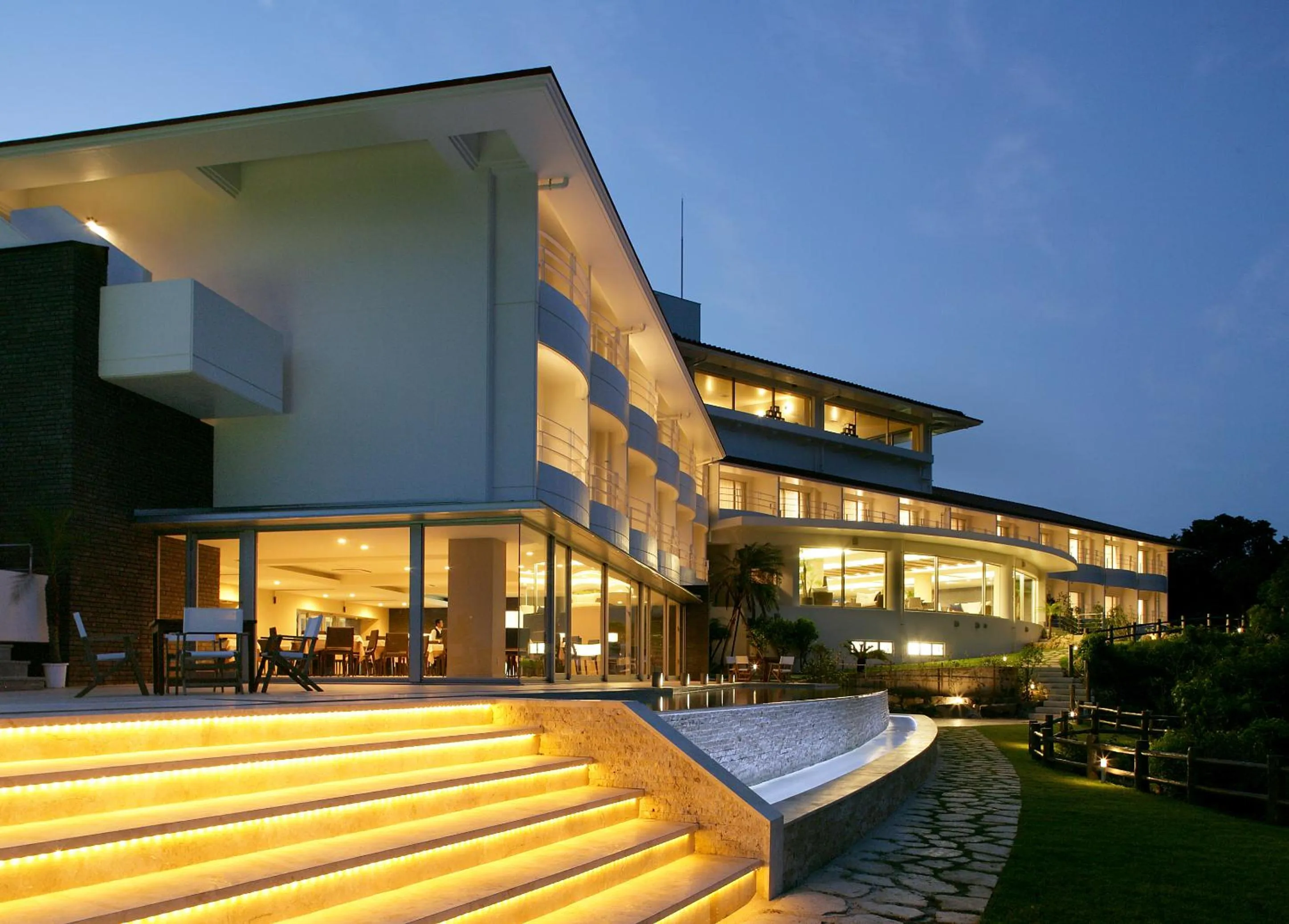 Facade/entrance in Hotel Hamahigashima Resort
