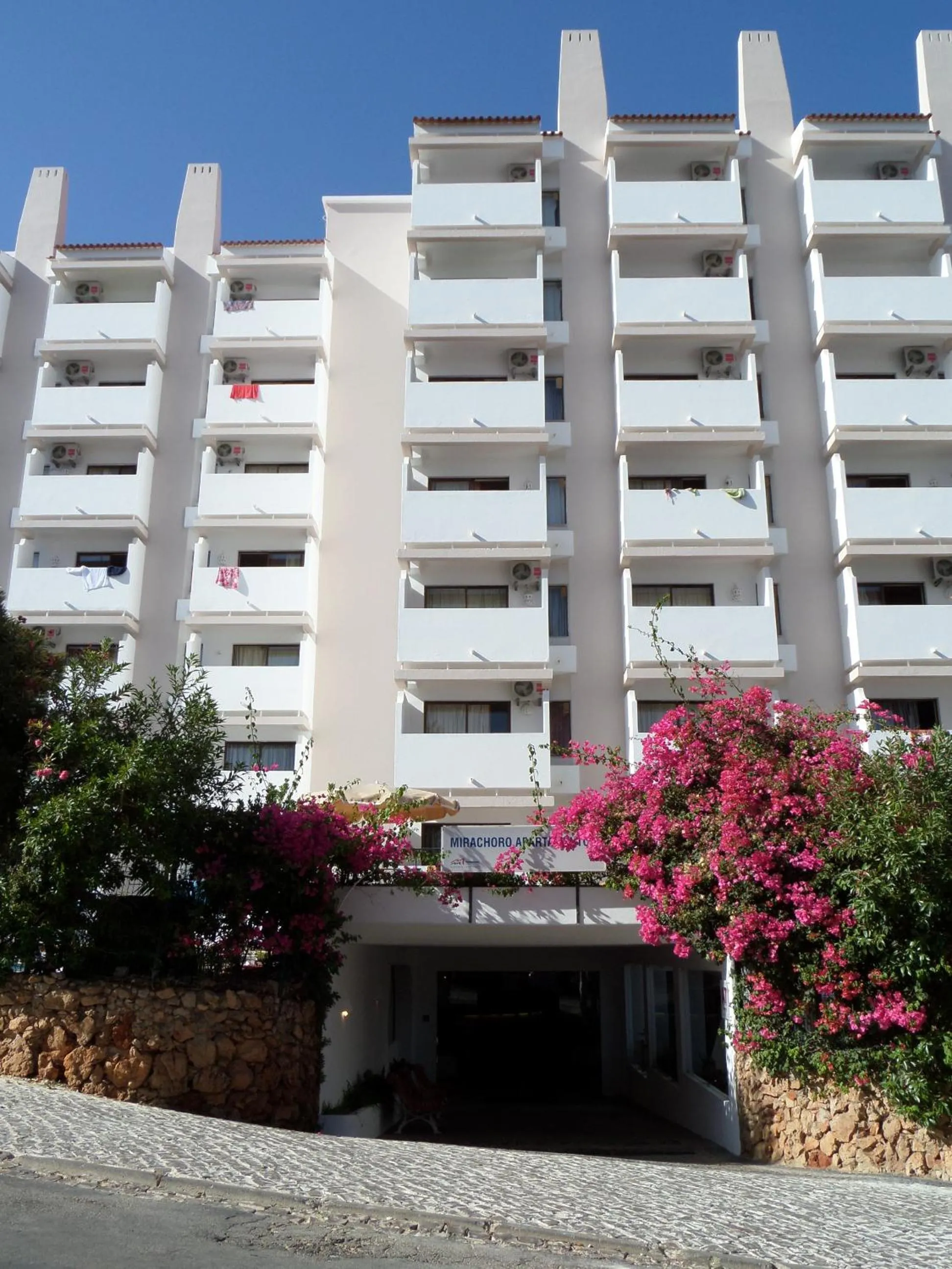 Facade/entrance in Mirachoro Albufeira