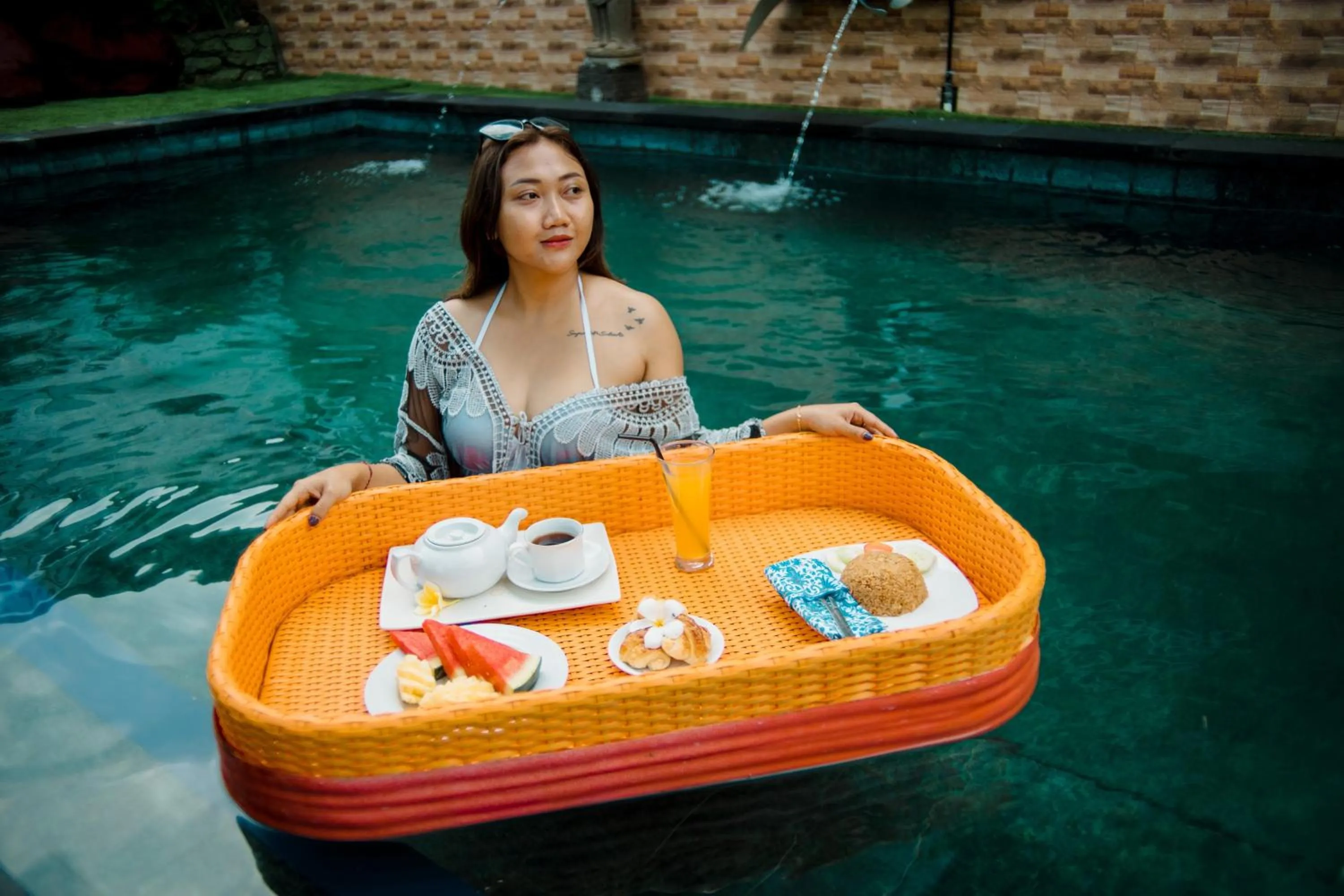 People in The Canda Villa