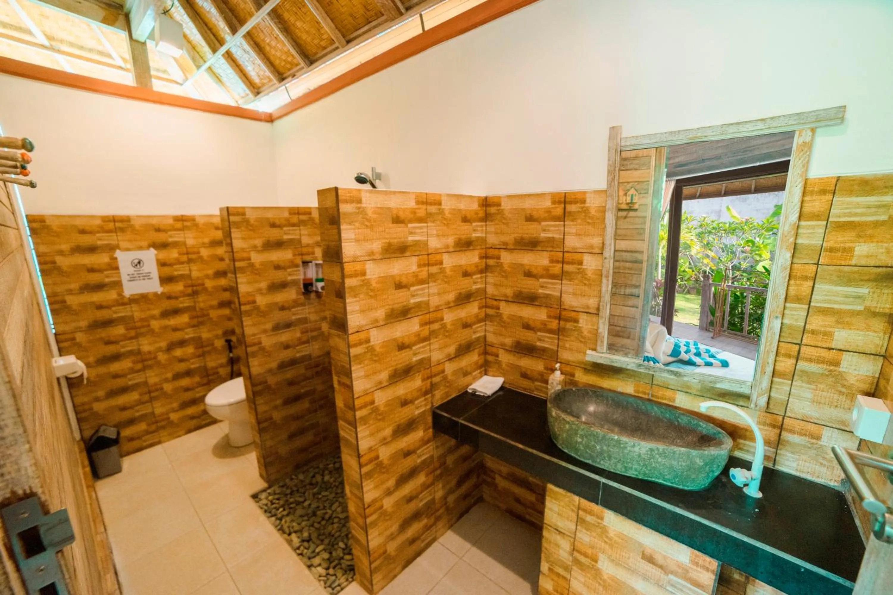 Bathroom in The Canda Villa