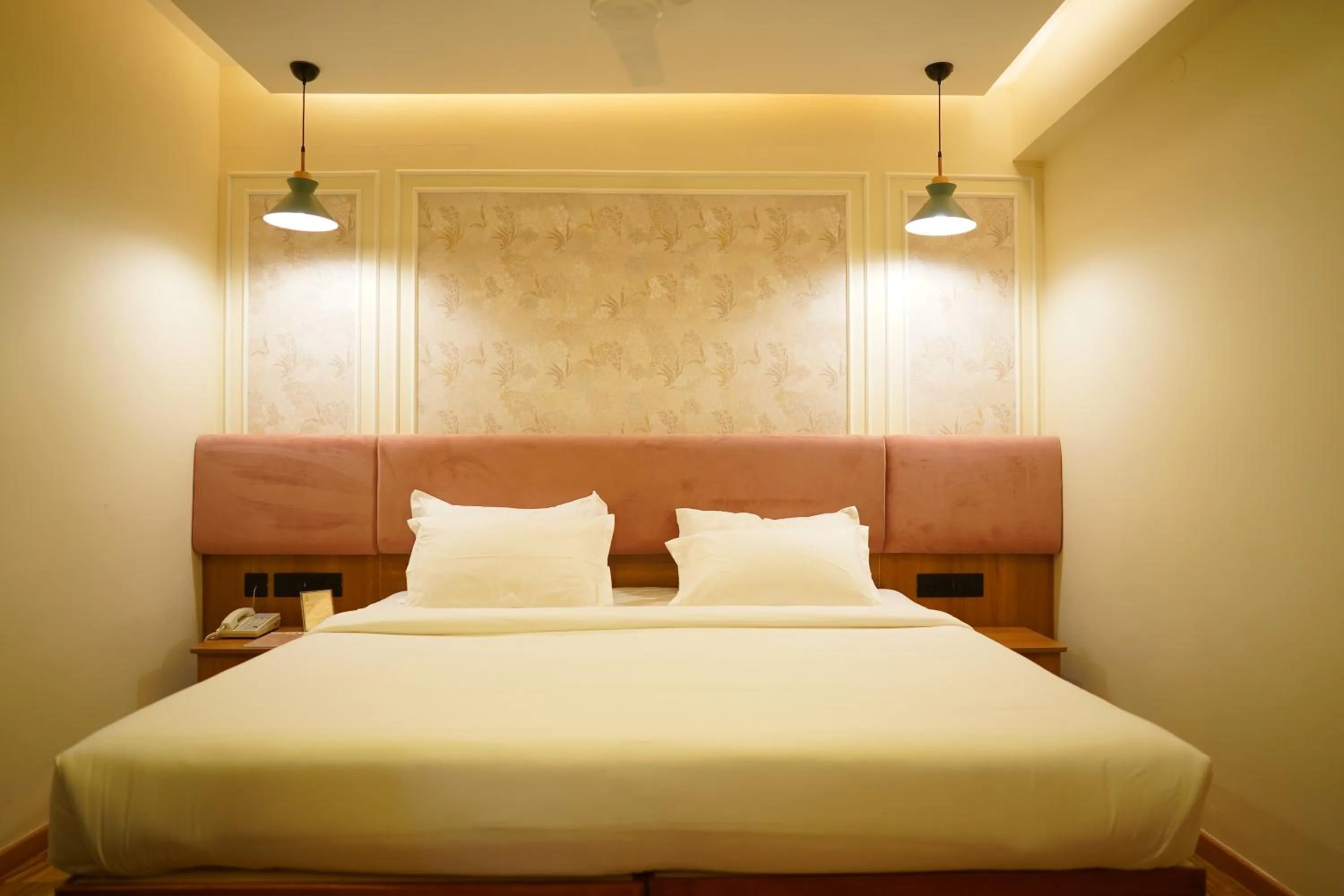 Bed in Hotel Surguru